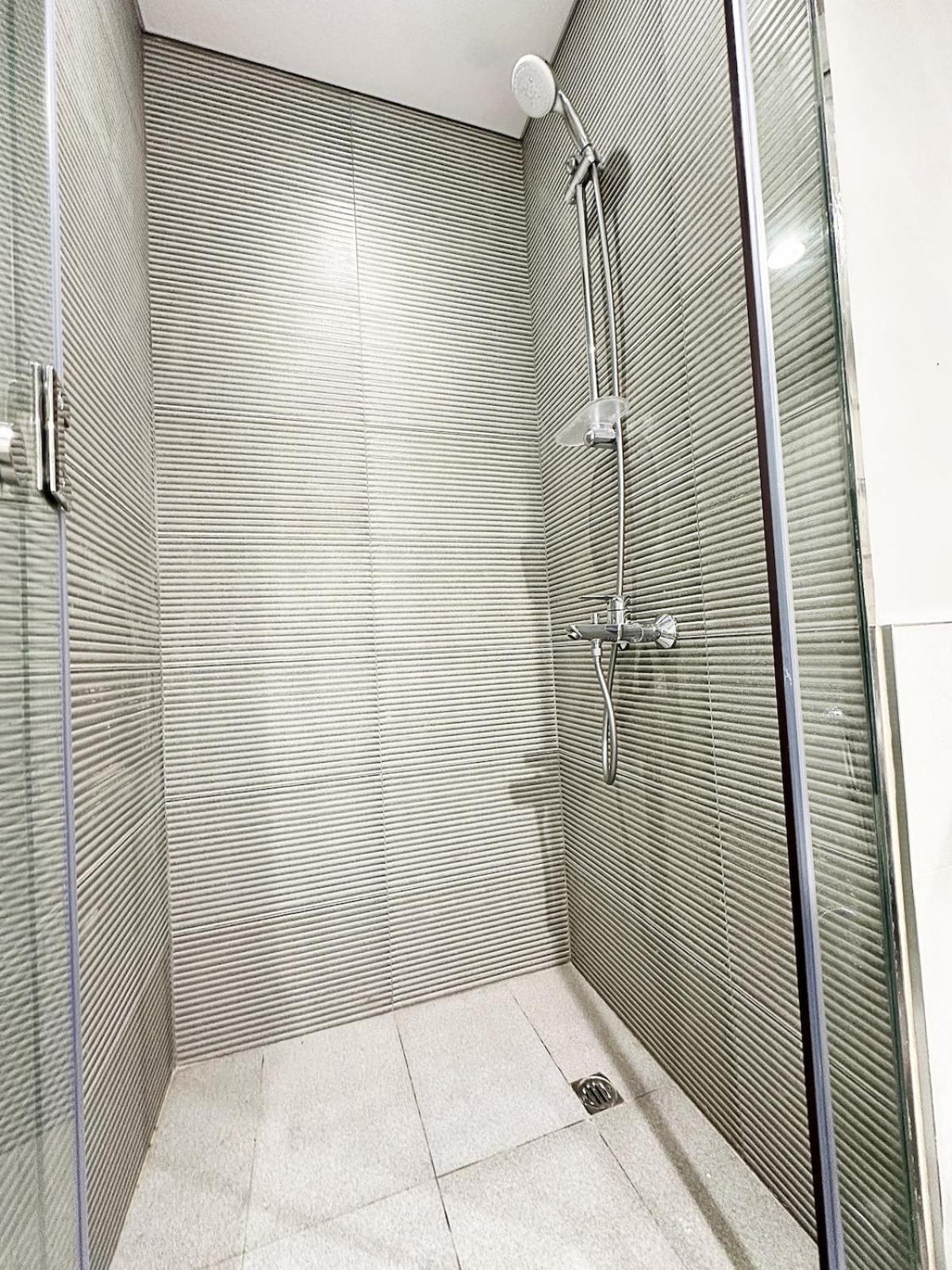 Burj Bliss - Canal-view Luxury 1br Downtown Dubai