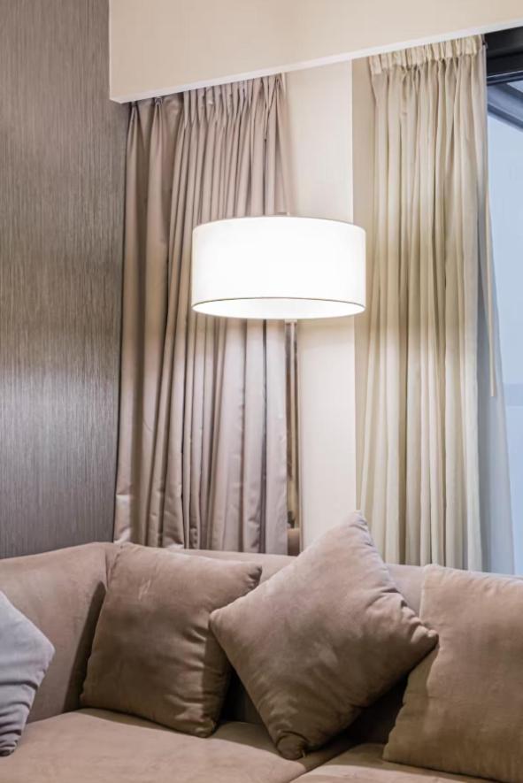 Fivex Paramount 1br Sky * Dubaï