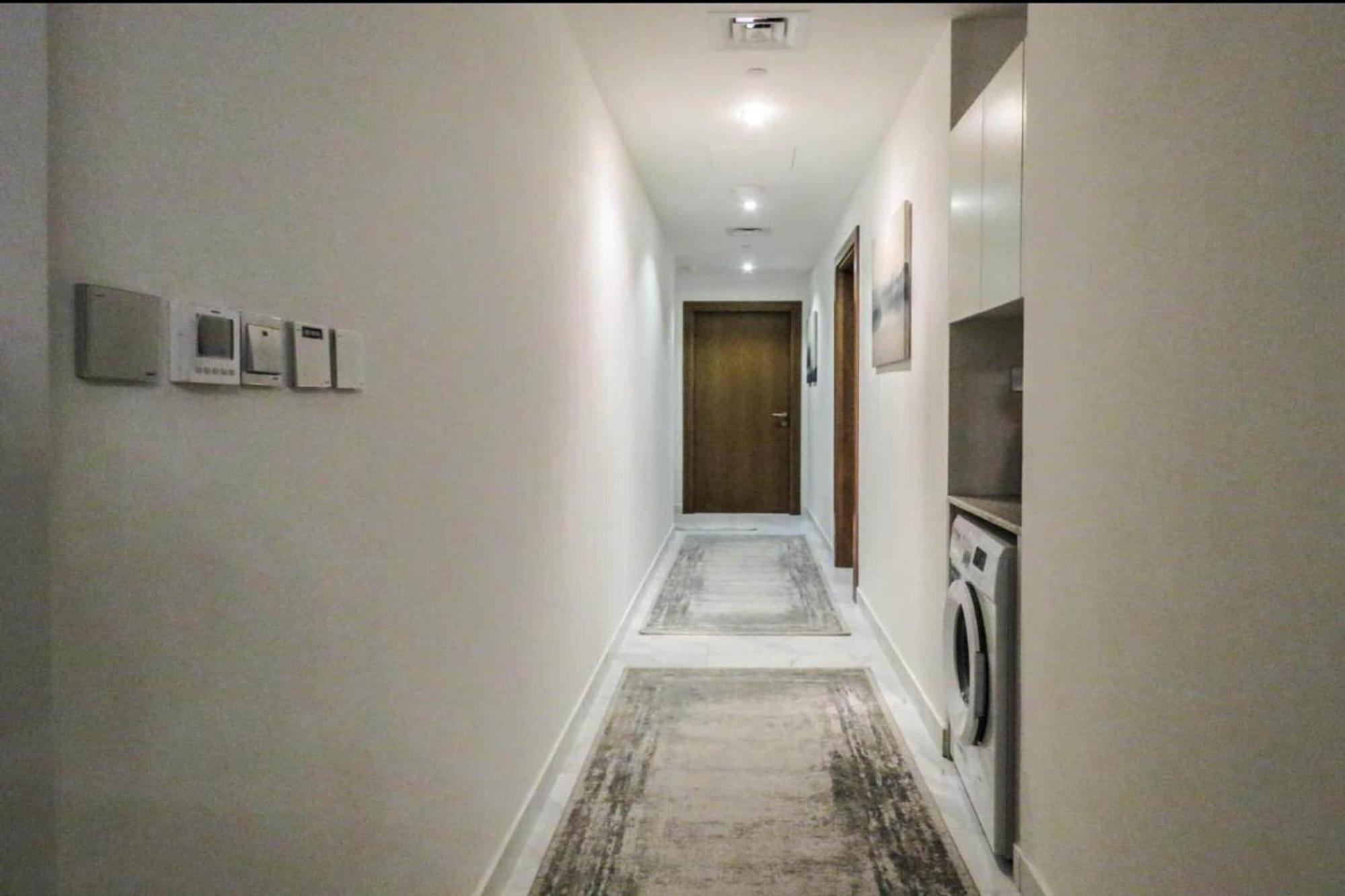 Appartement Oyo 1027 Binghatti 2 Bhk Business Bay Dubaï