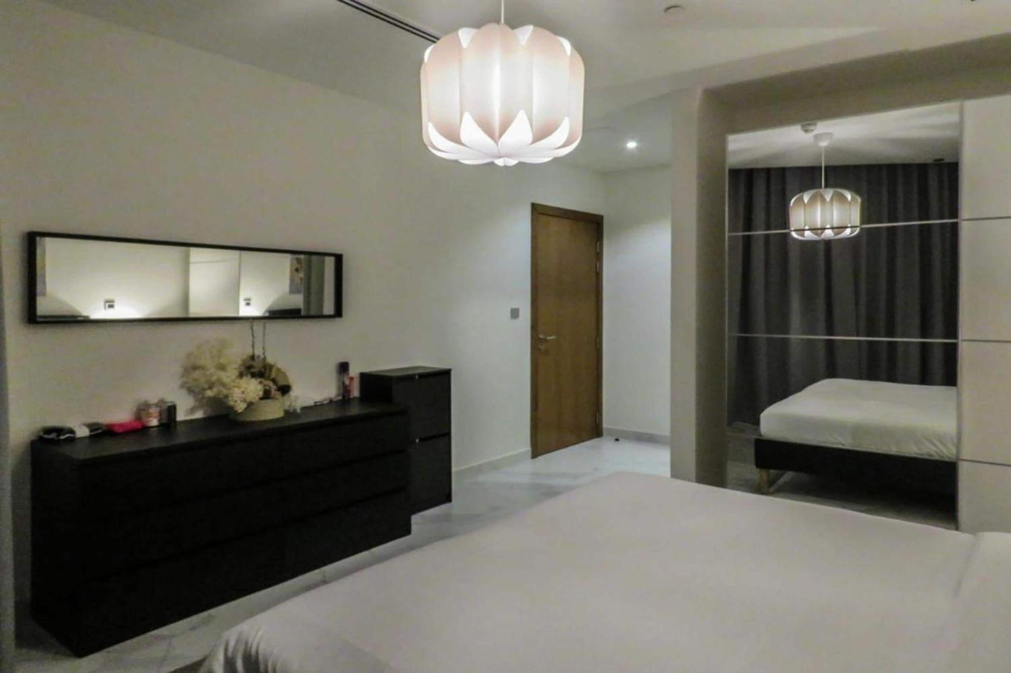 Appartement Oyo 1027 Binghatti 2 Bhk Business Bay Dubaï