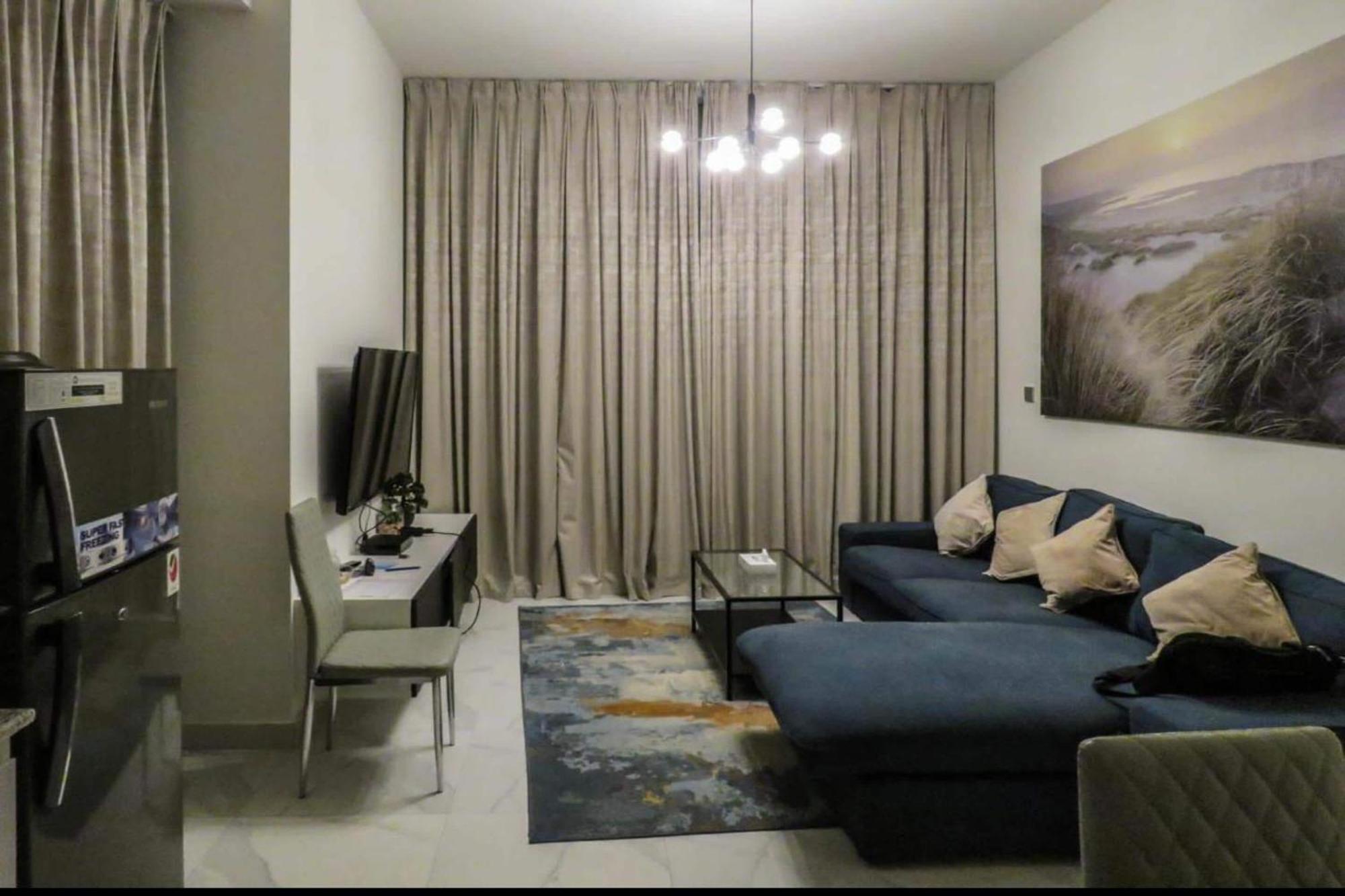 Appartement Oyo 1027 Binghatti 2 Bhk Business Bay *