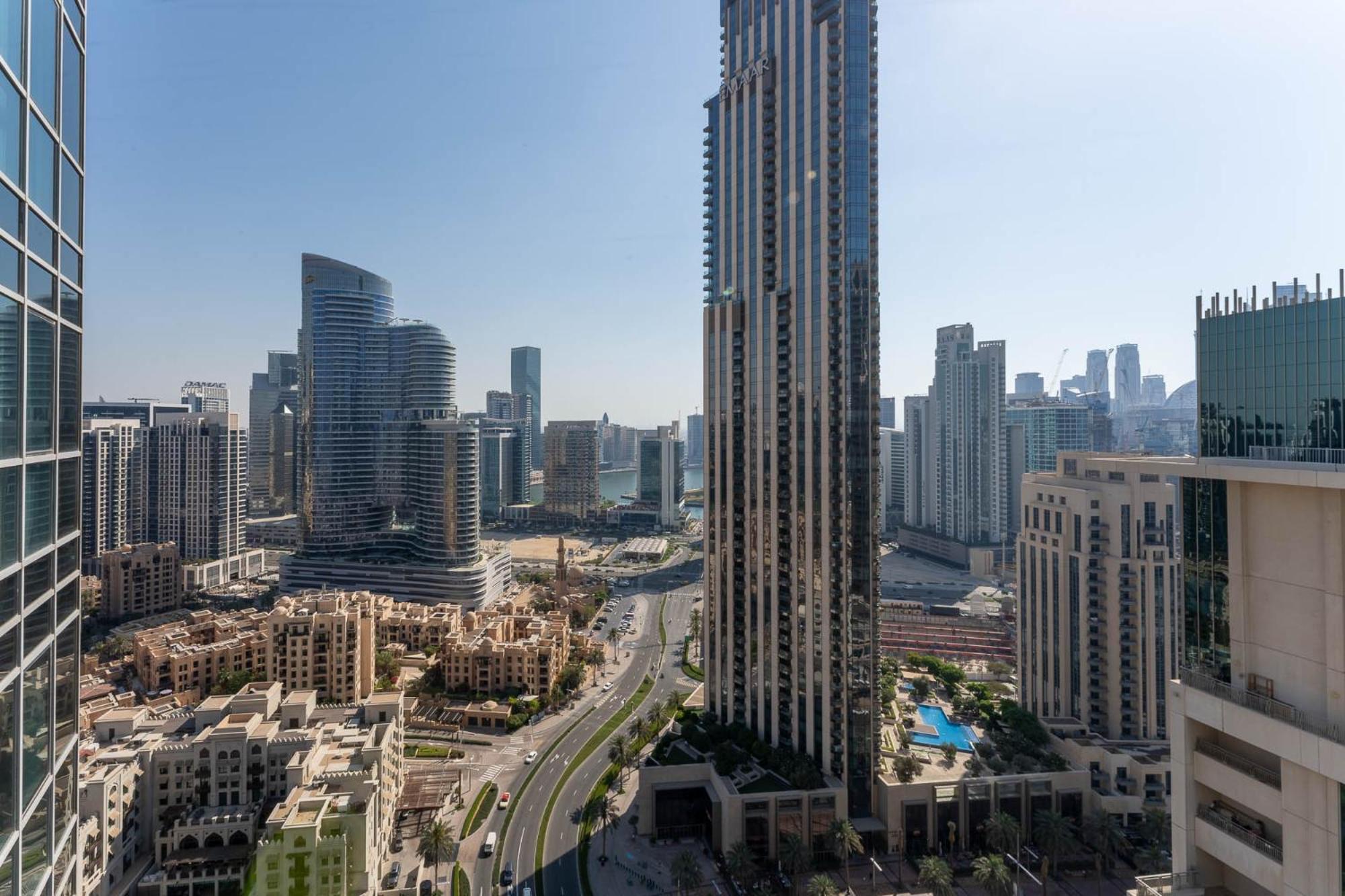 Superb 1-bedroom With Full Burj Khalifa View - 5-min Walk To Mall Appartement *