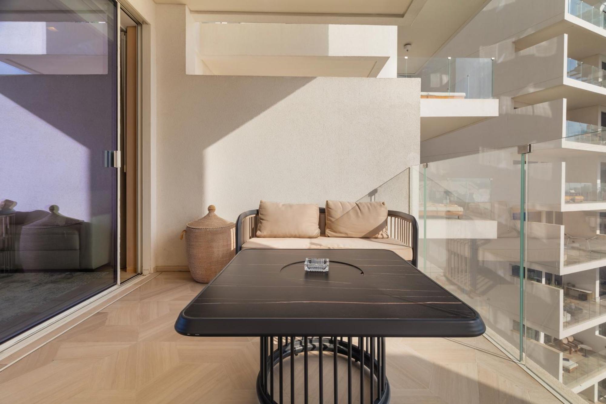 Appartement Superluxury In Five Palm, Pool & Access
