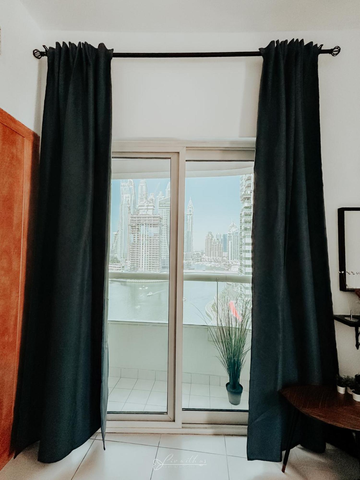 Liv With Us Homes - Marina View Tower B Appartement Dubai