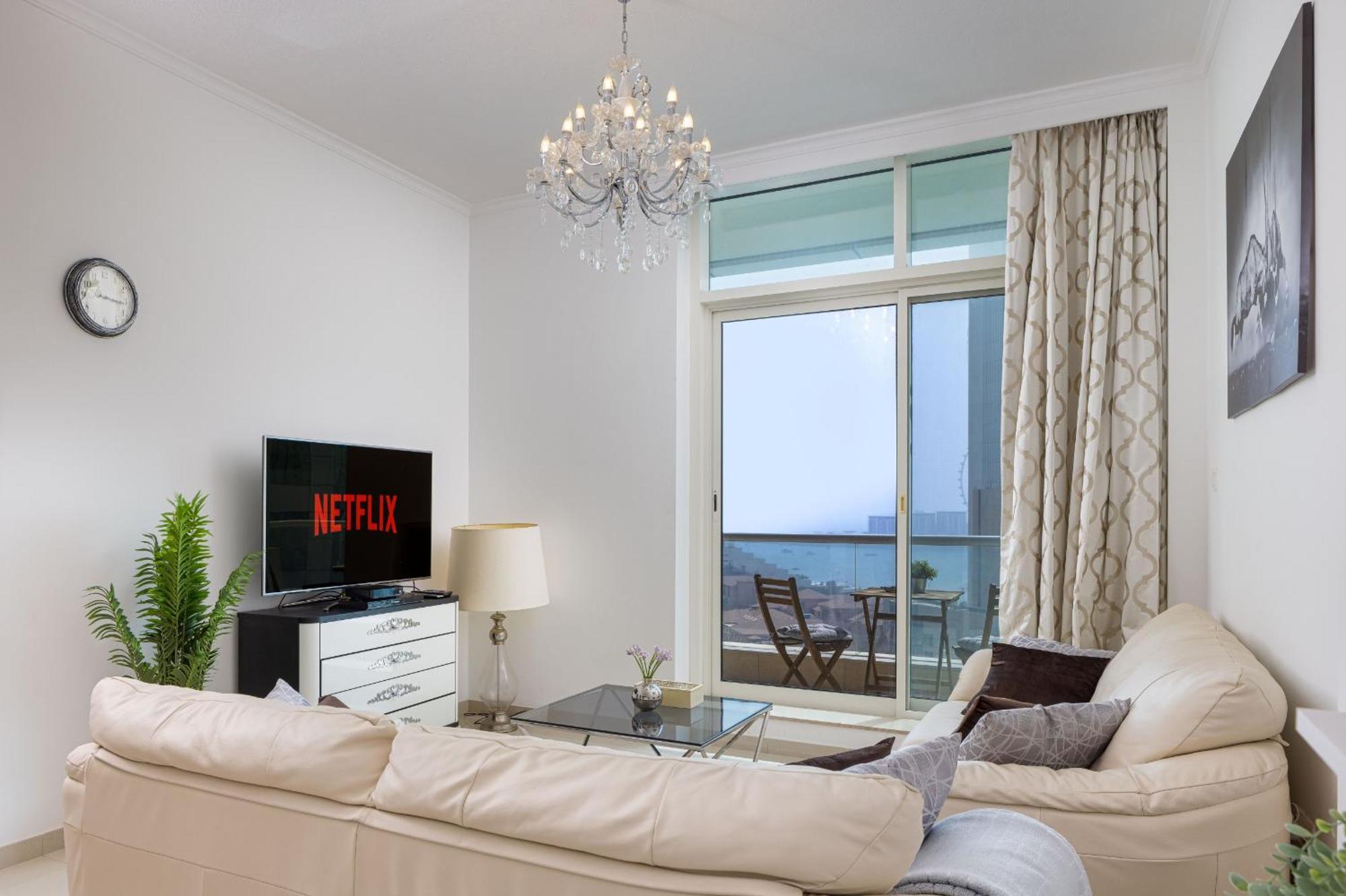 Vayk - Spacious 1br * Dubaï