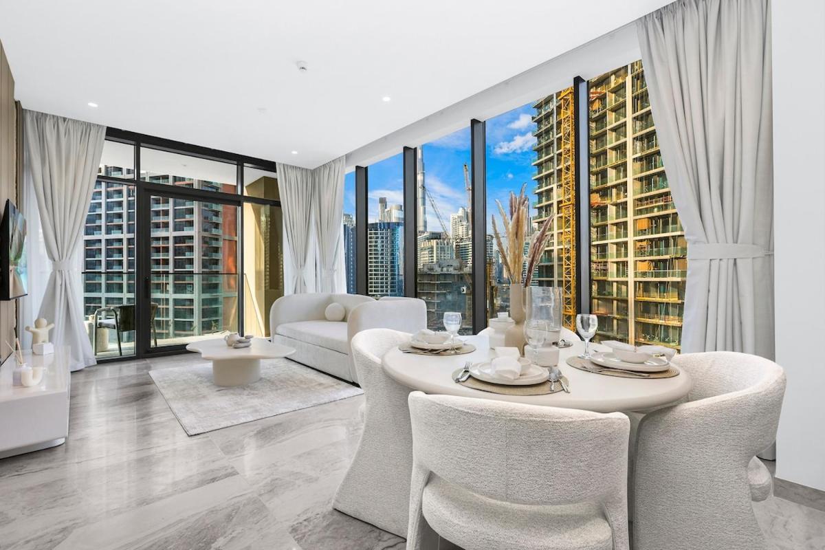 Appartement First Class 1br Unobstructed Burj Views Dubaï