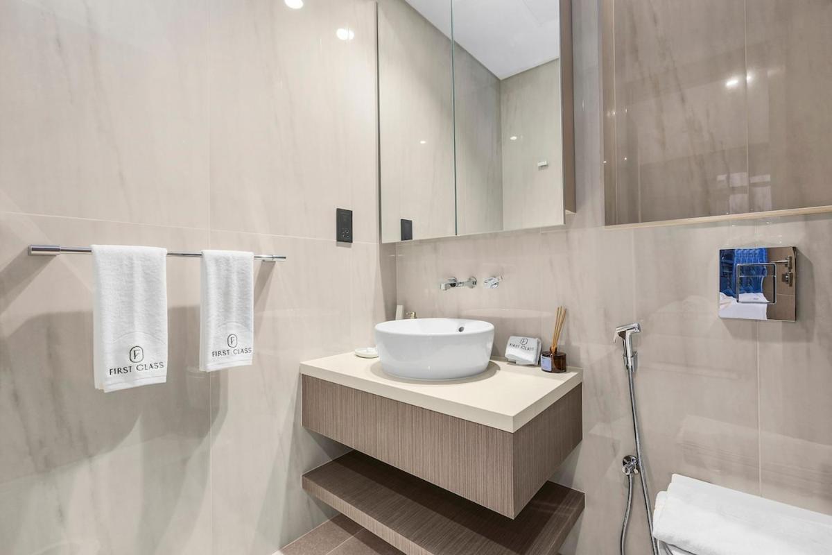 Appartement First Class 1br Unobstructed Burj Views