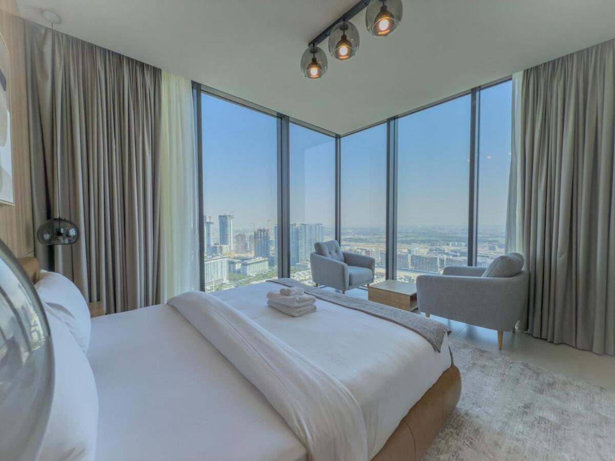 Elegant 2-br With Modern Comfort Dubaï