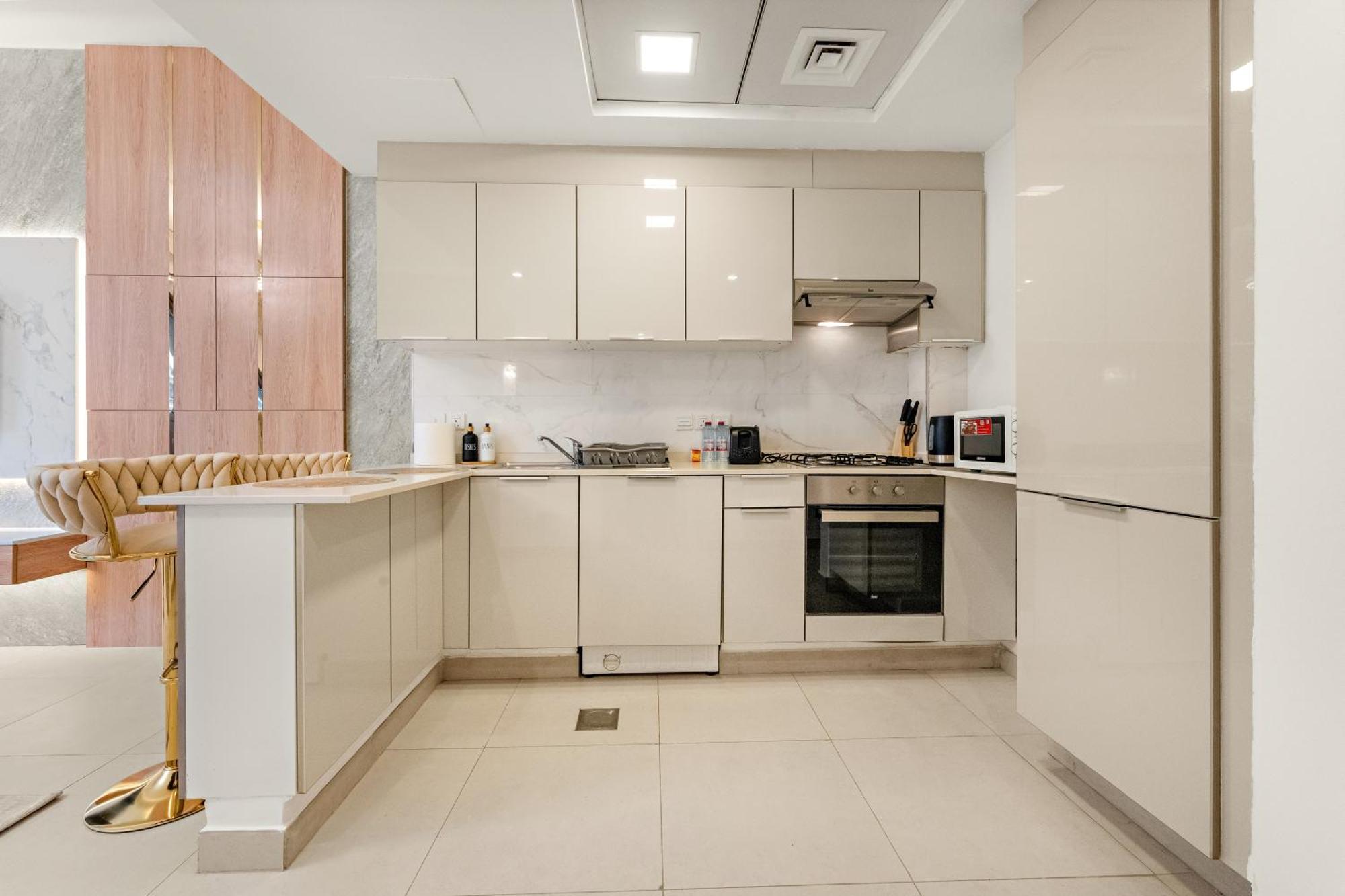 Modern Compact In Jvc Appartement Dubaï