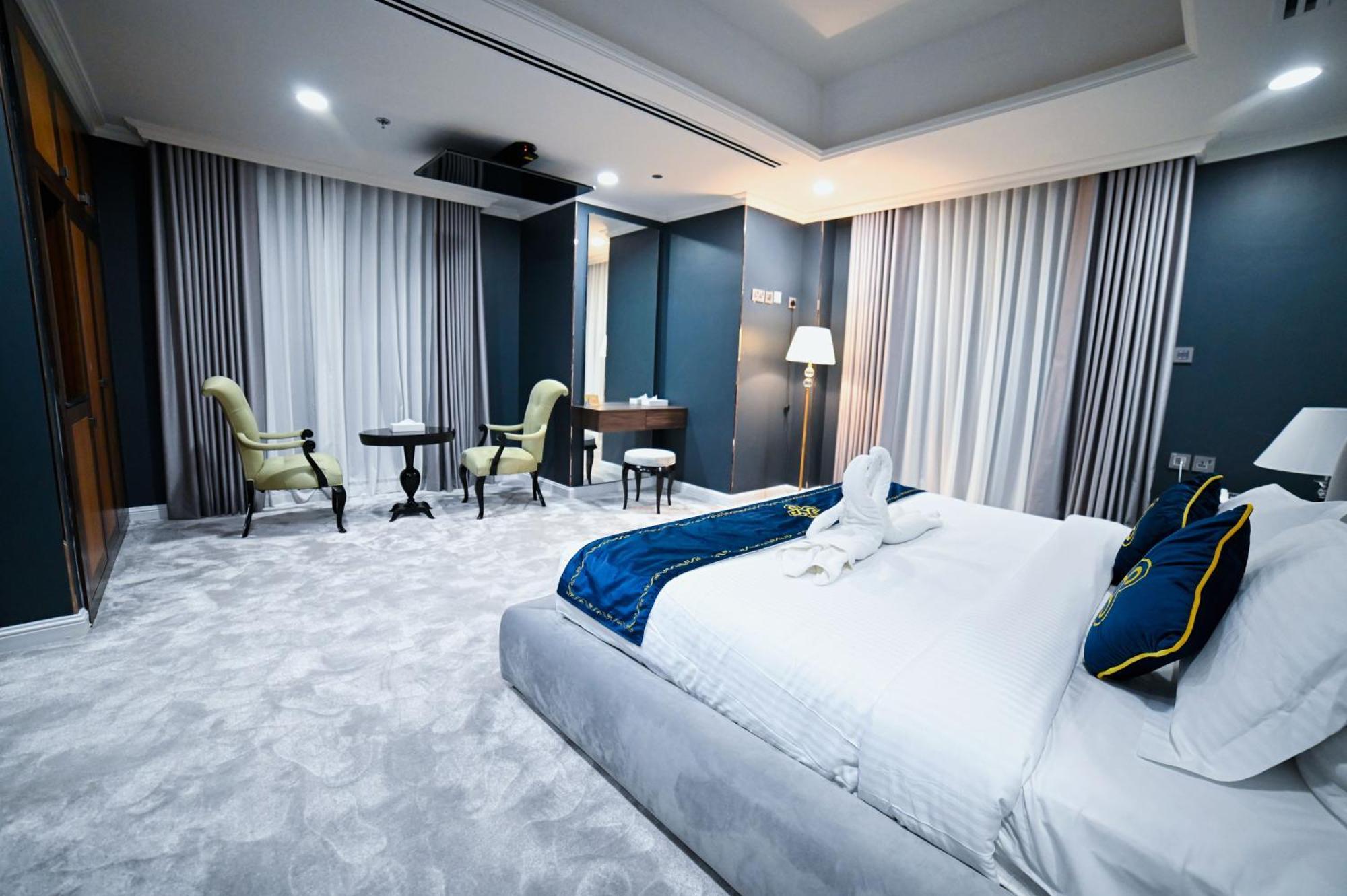 Hotel Seven Seas 4*