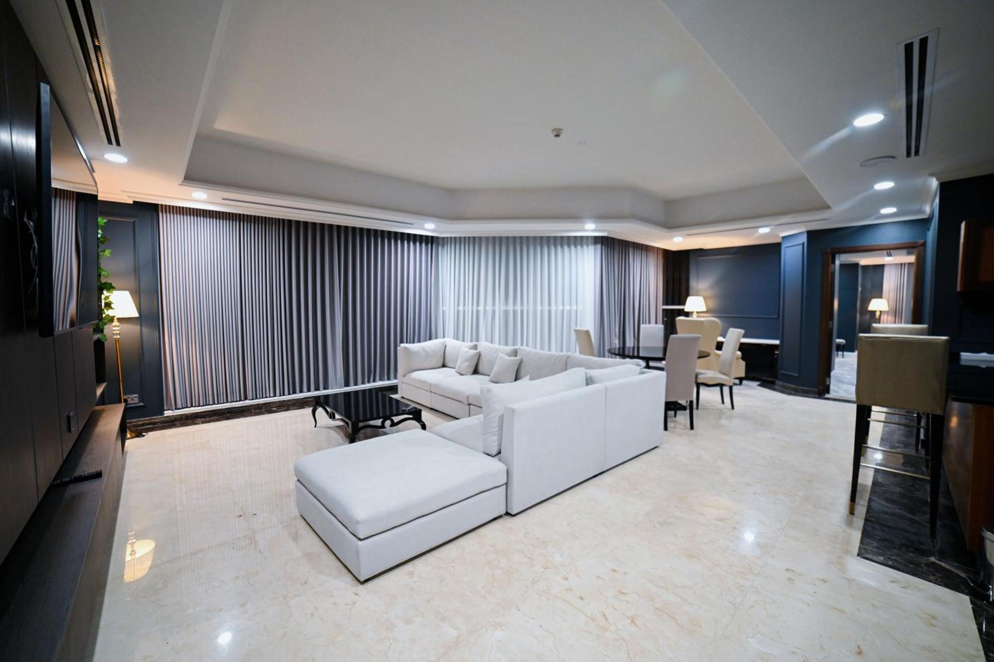 Seven Seas 4* Dubai
