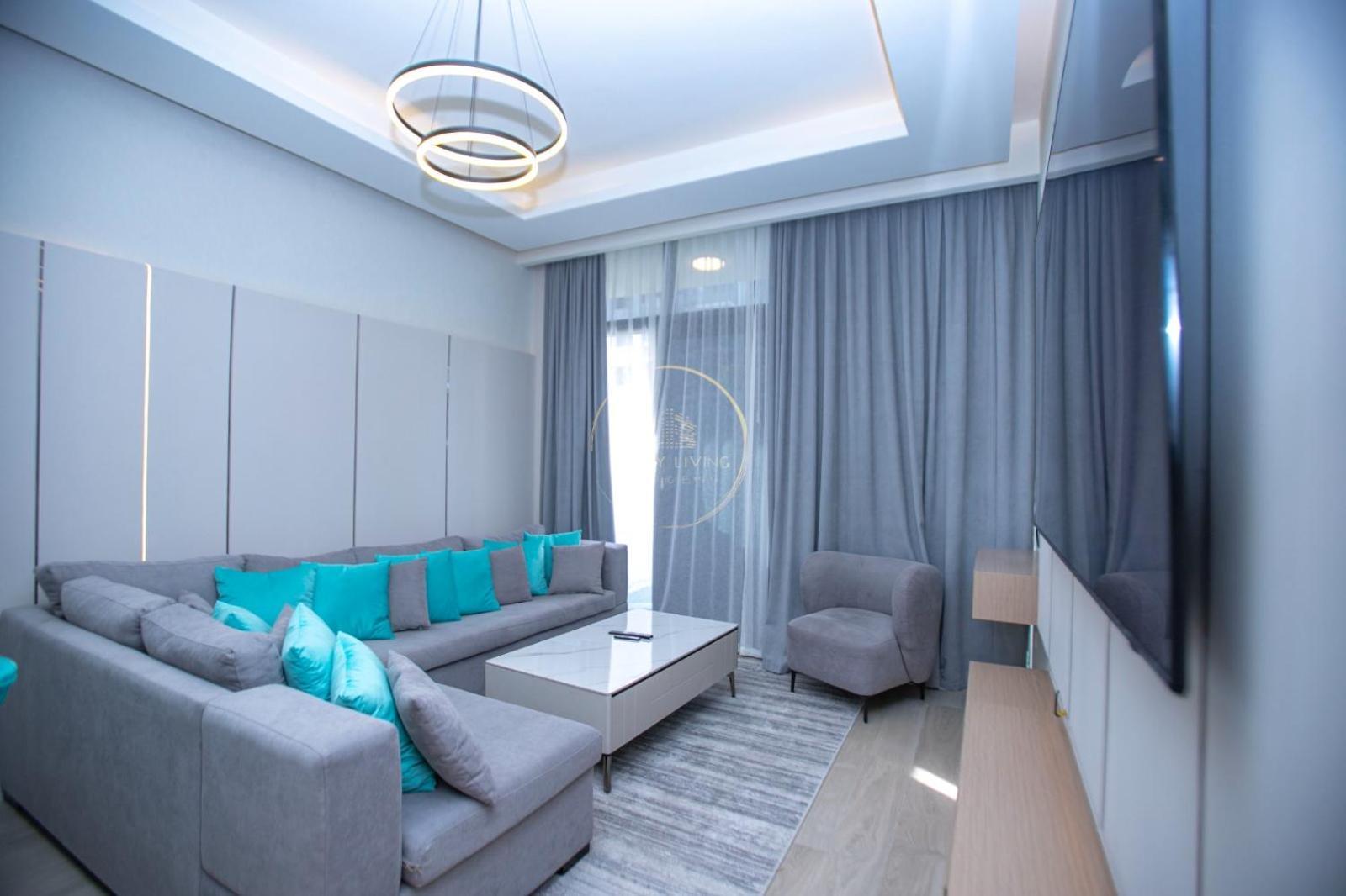 3bhk Located In Azizi Riviera * Dubái