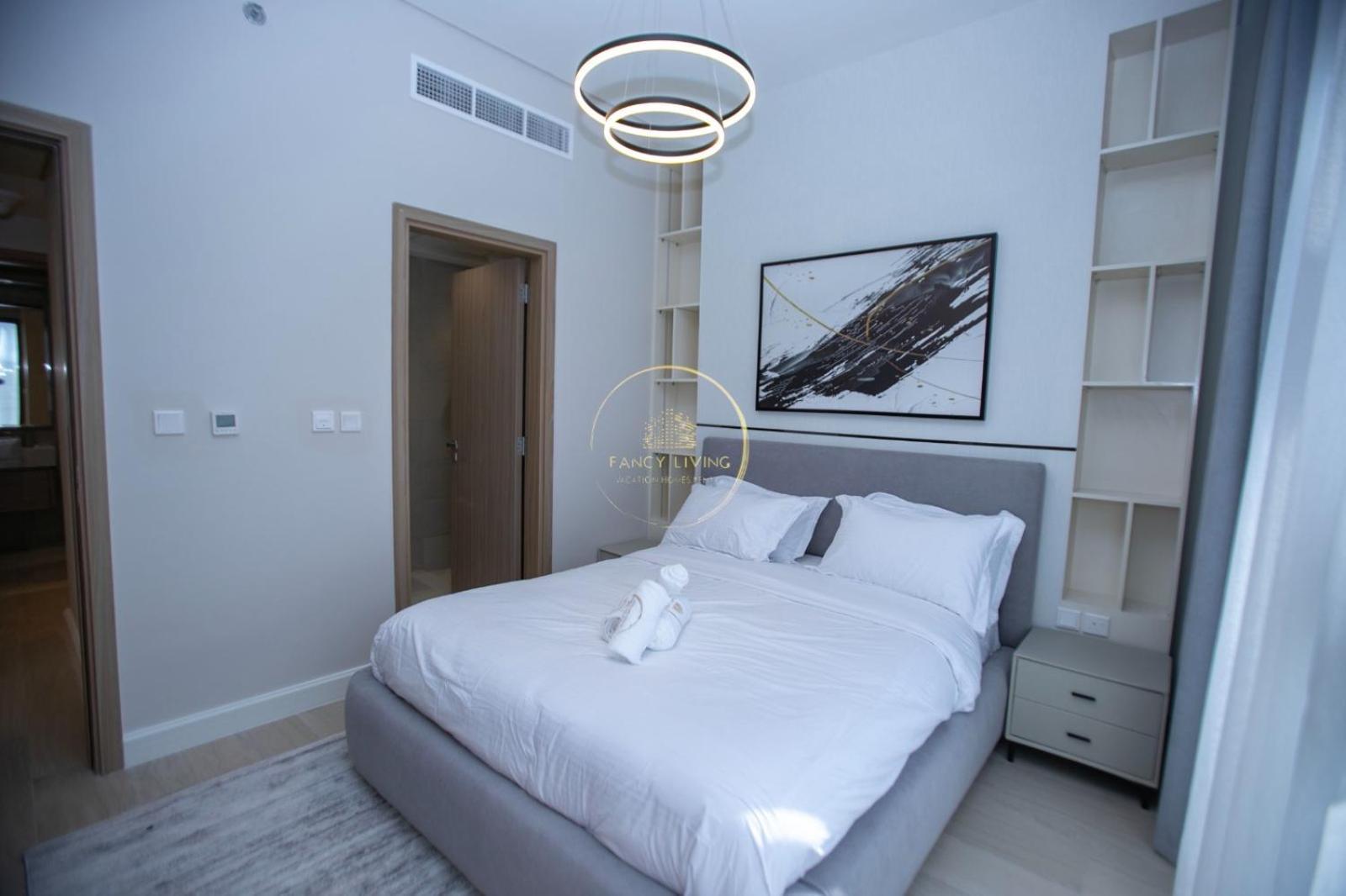 Apartamento 3bhk Located In Azizi Riviera