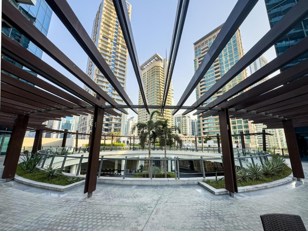 Nomad Retreats- Silverene Tower Marina View Appartamento Dubai