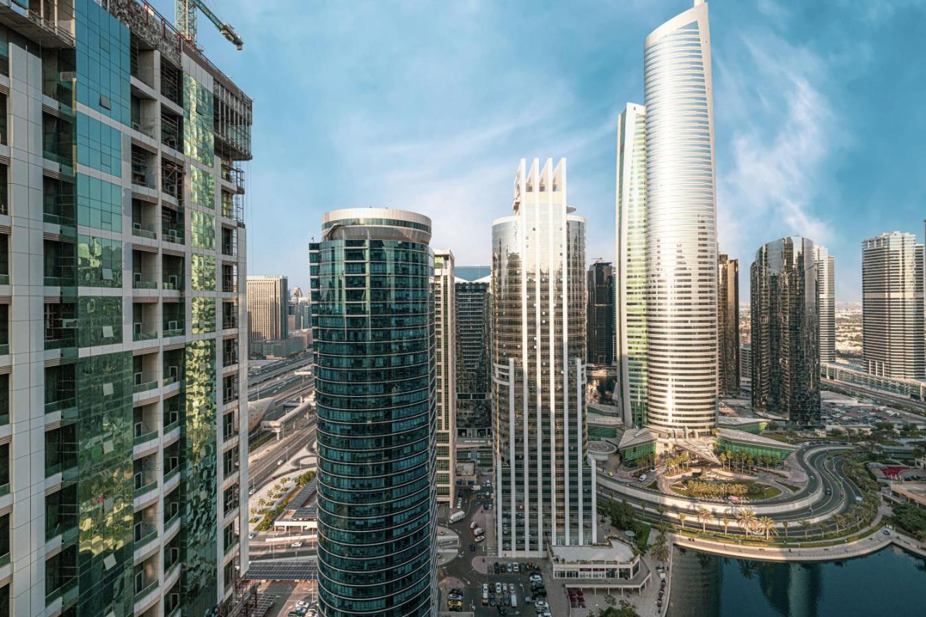 View Near Marina With Pool, Balcony And Gym Appartement Dubaï
