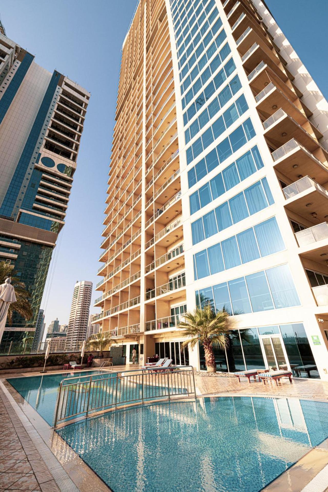 View Near Marina With Pool, Balcony And Gym Appartement