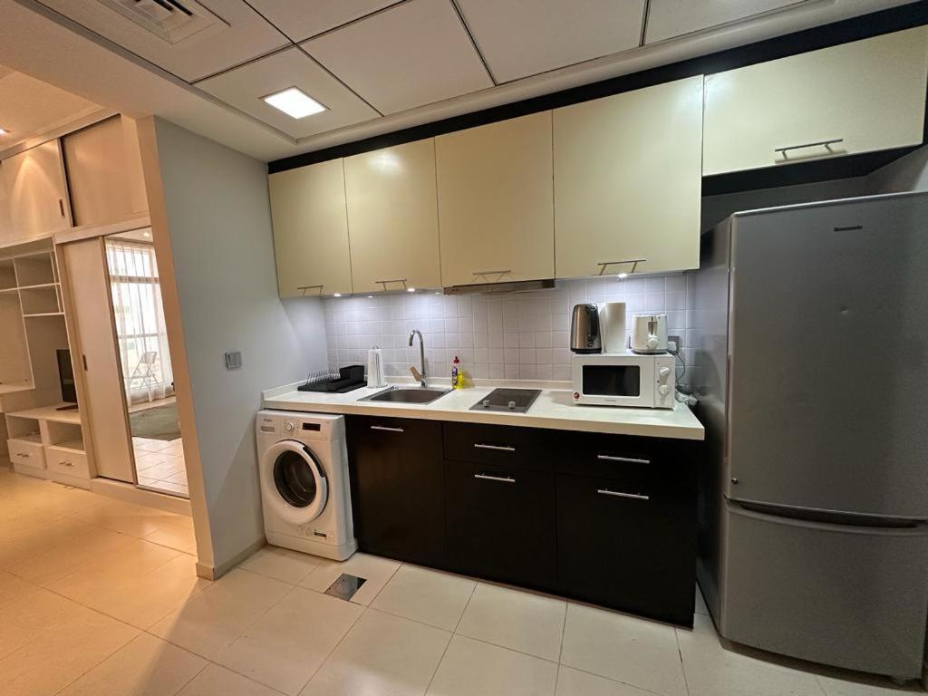 Sunrise Homes - Charming Near Jbr * Dubaï