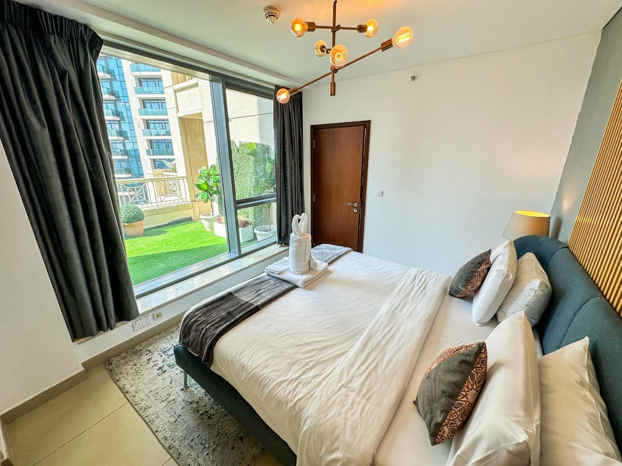 Appartement Vserve - 1 Bedroom Spacious Majestic Burj Khalifa View Dubaï