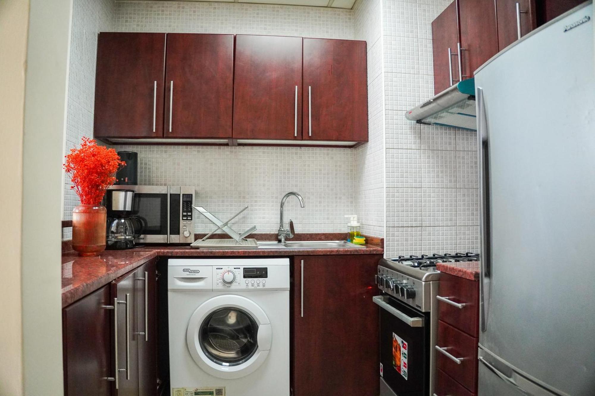 Vserve - 1 Bedroom Stunning Canal And Burj Khalifa View Appartement