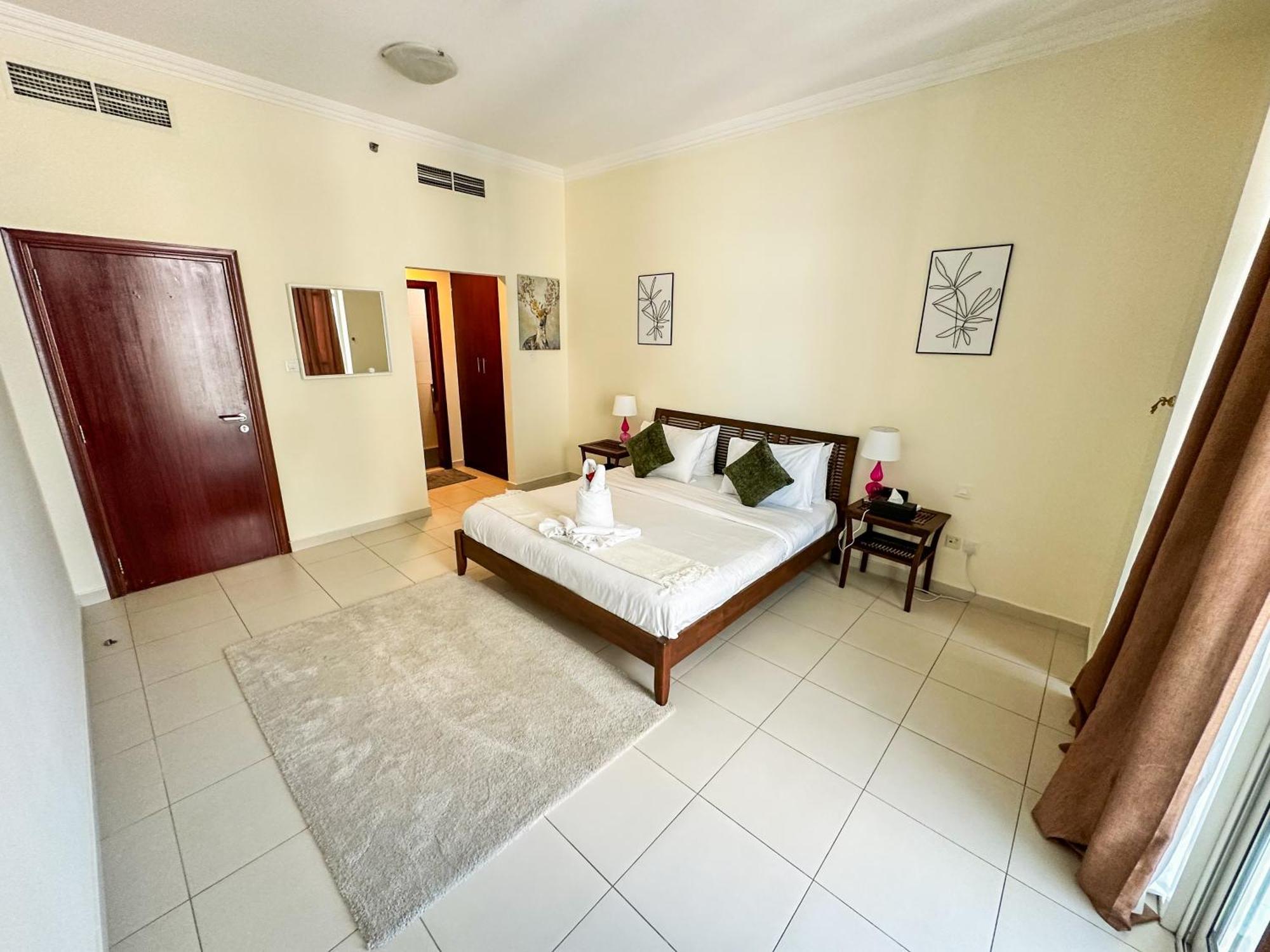 Vserve - 1 Bedroom Stunning Canal And Burj Khalifa View Dubaï