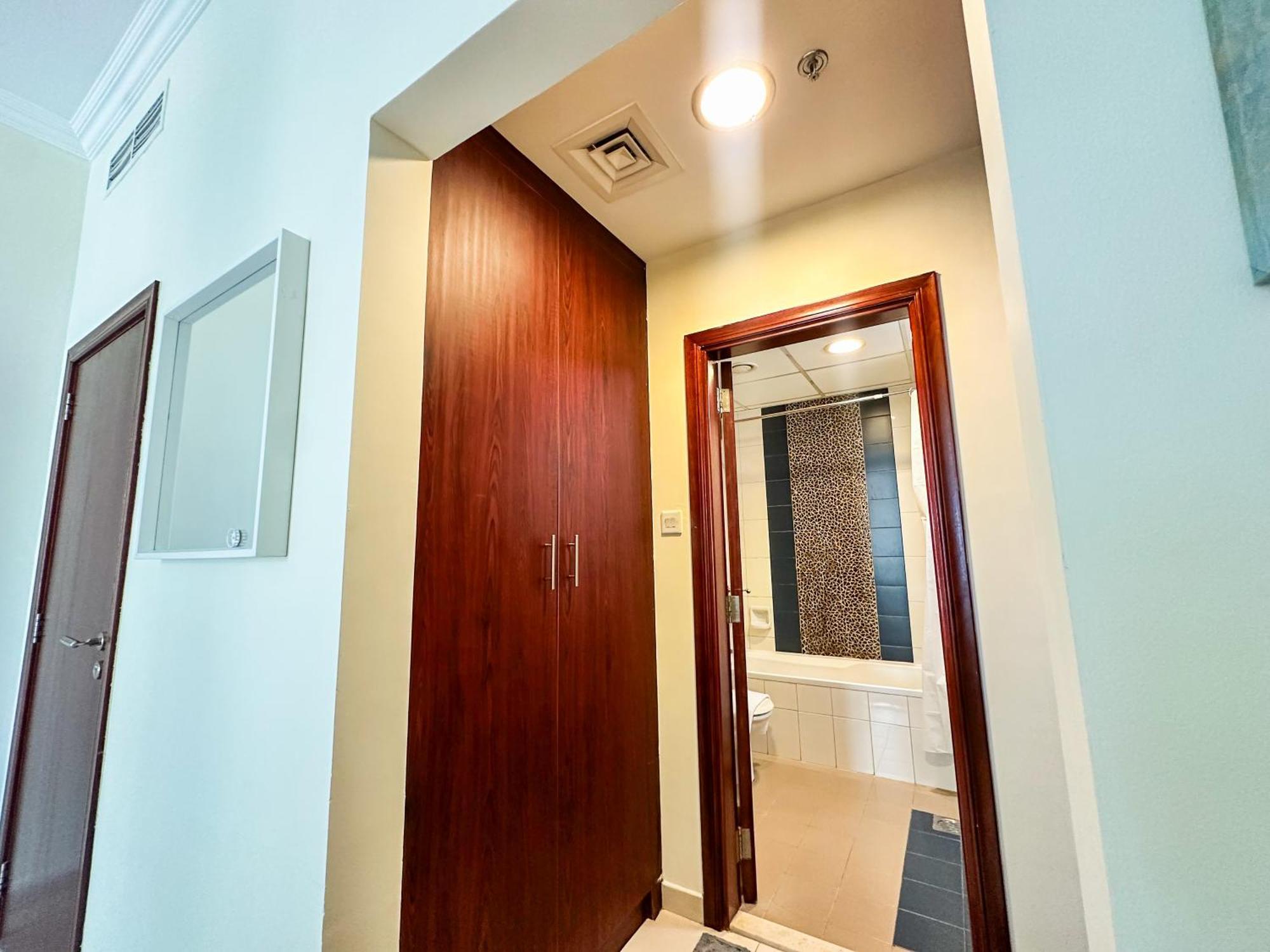 Vserve - 1 Bedroom Stunning Canal And Burj Khalifa View *