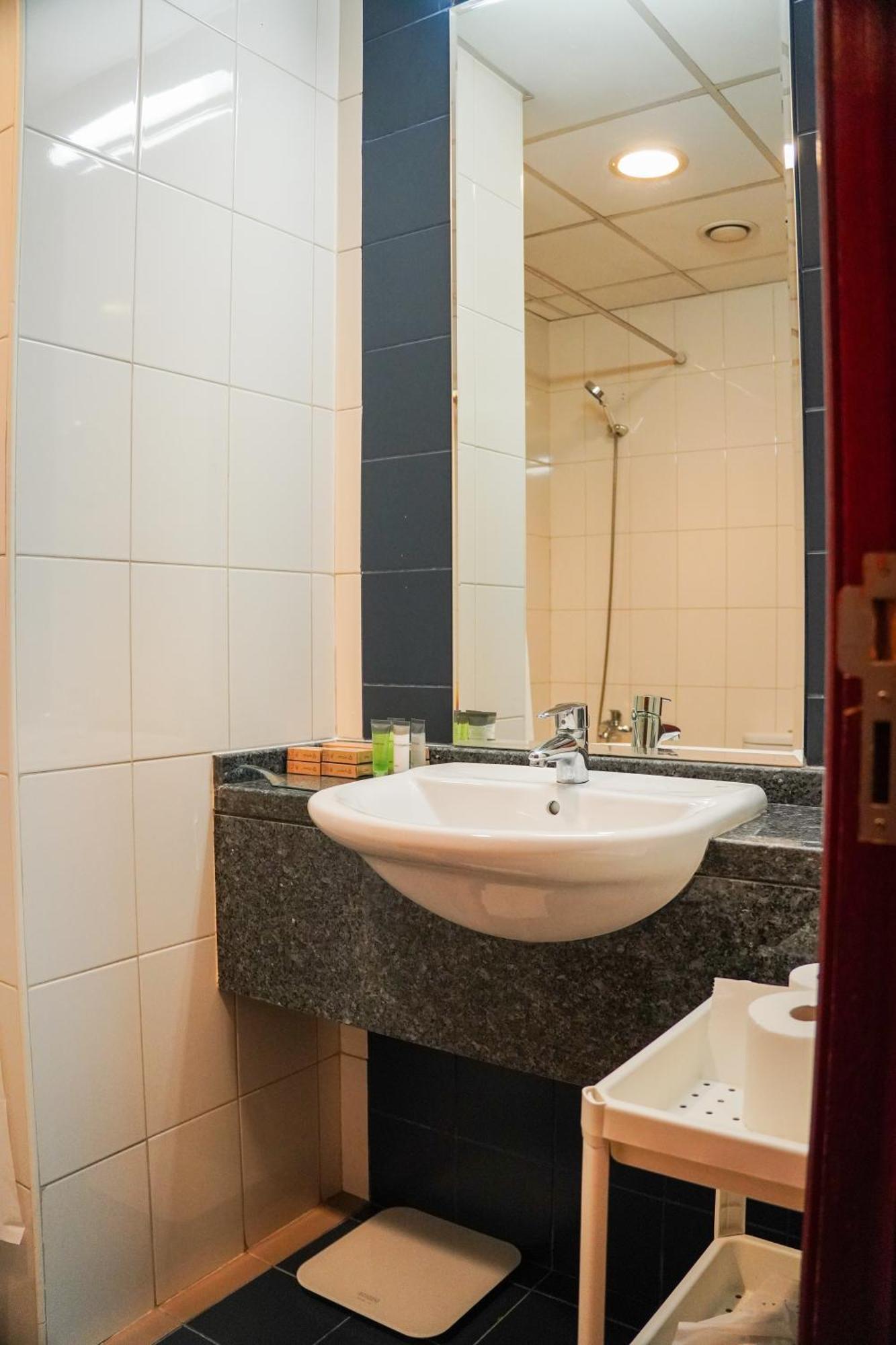 Appartement Vserve - 1 Bedroom Stunning Canal And Burj Khalifa View Dubaï