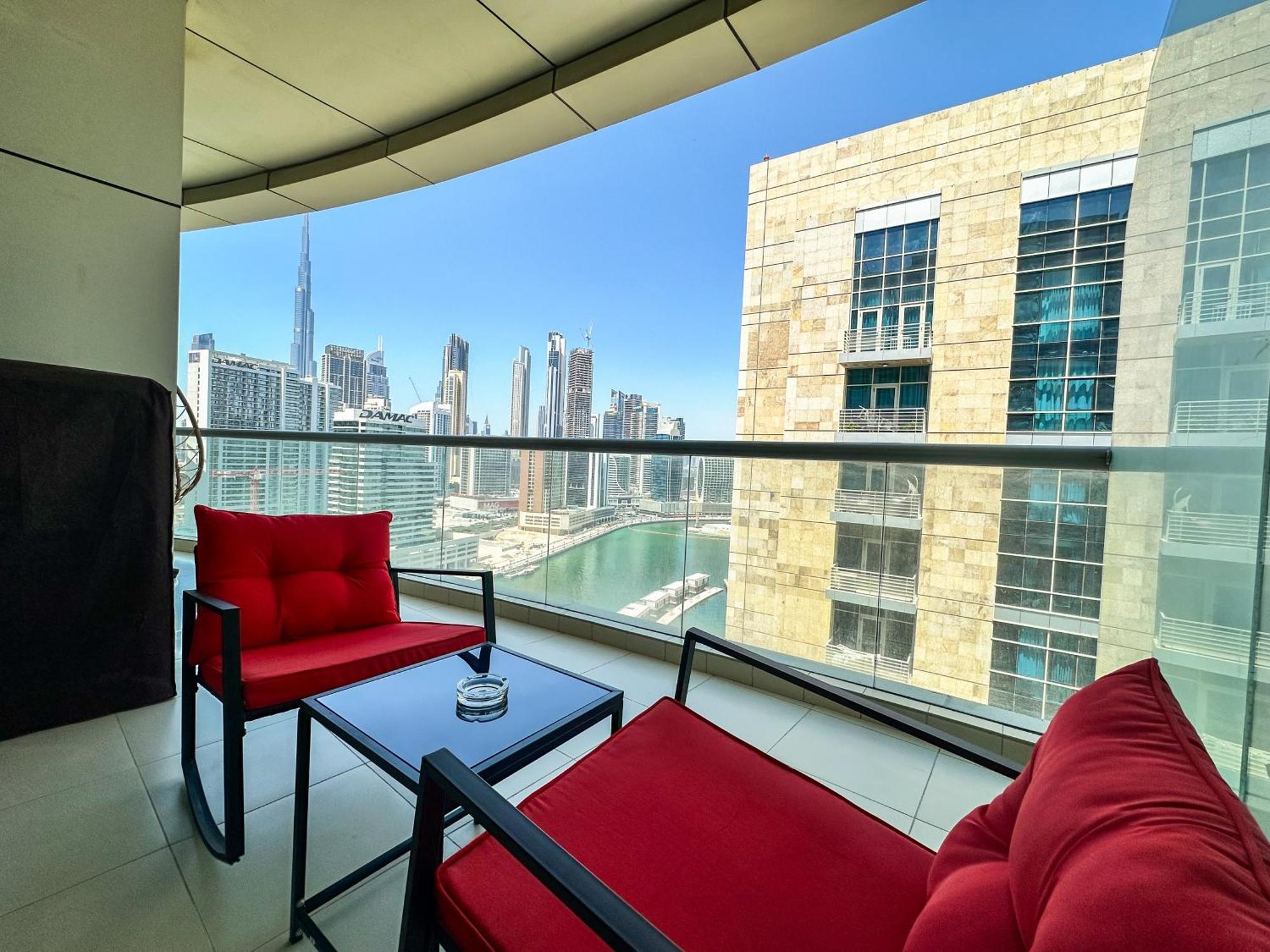 Vserve - 1 Bedroom Stunning Canal And Burj Khalifa View *