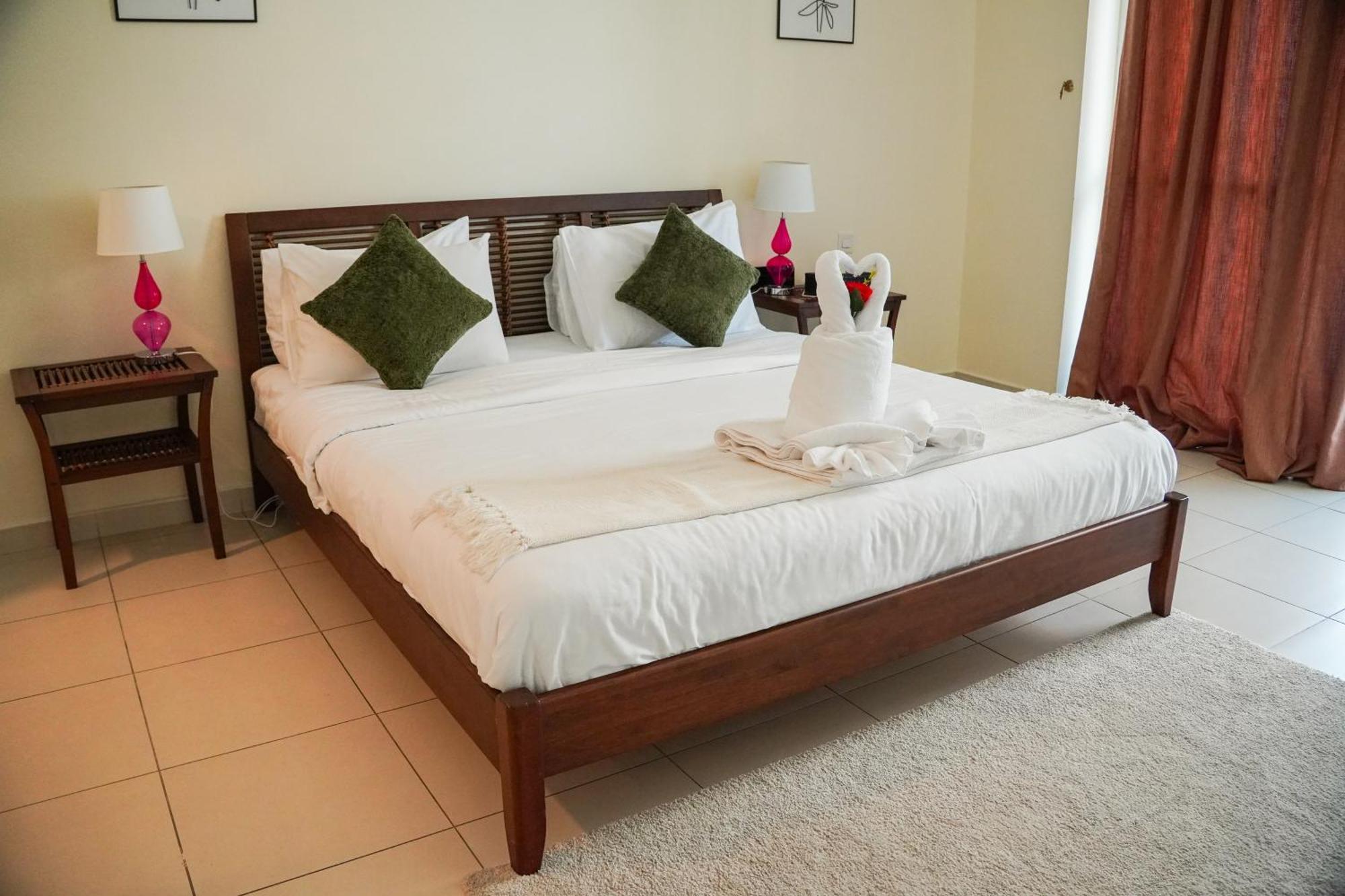 Vserve - 1 Bedroom Stunning Canal And Burj Khalifa View Appartement