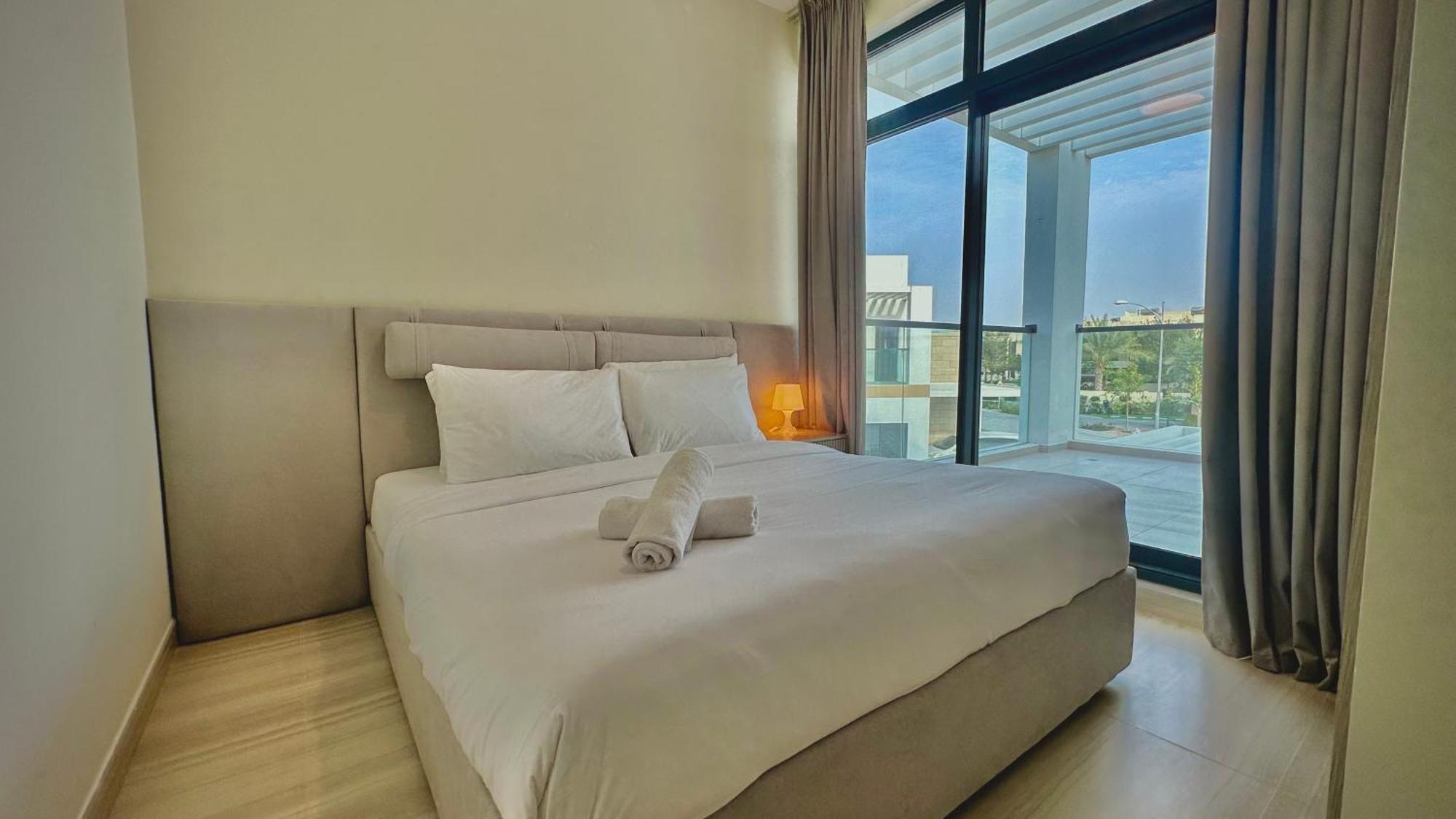 Serene Escape And Stunning Views In Damac Hills 1 By Bhavan Pousada