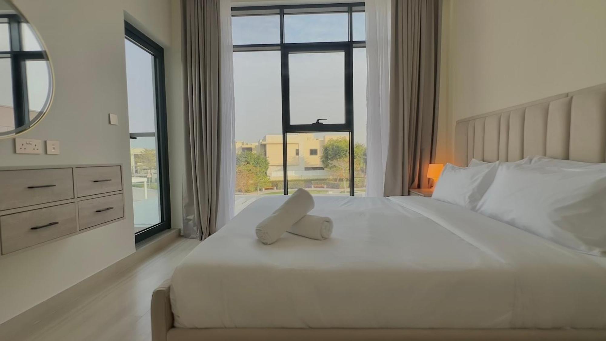 Serene Escape And Stunning Views In Damac Hills 1 By Bhavan Pousada *