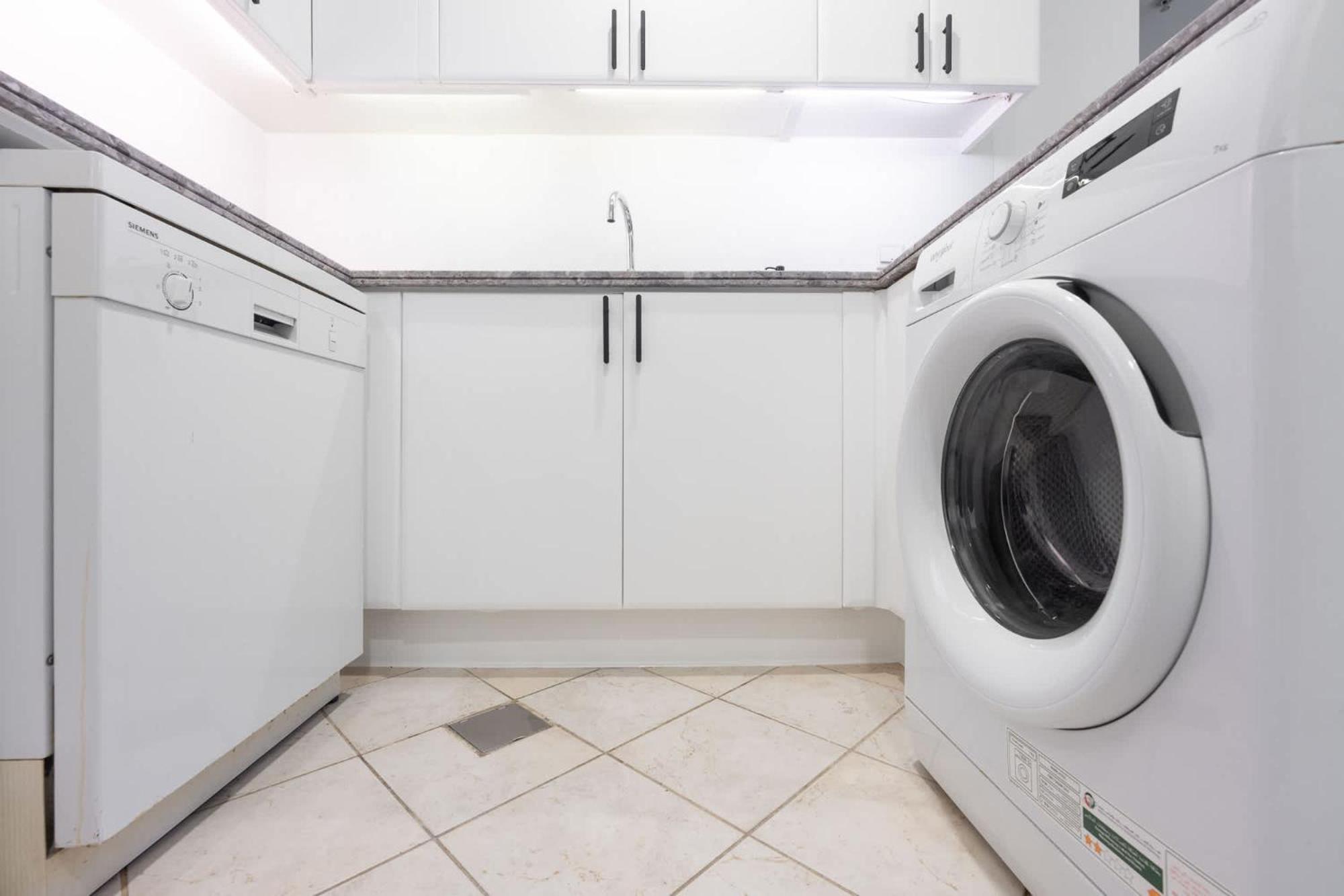 Prime 2br Near Marina Mall & Tram Appartement Dubaï