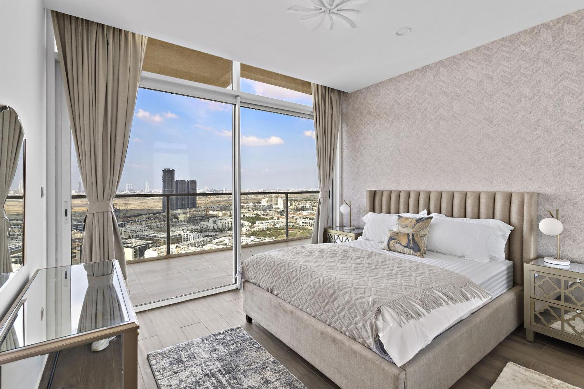 Vayk - Bright 4br Penthouse With Spacious Terrace Dubai