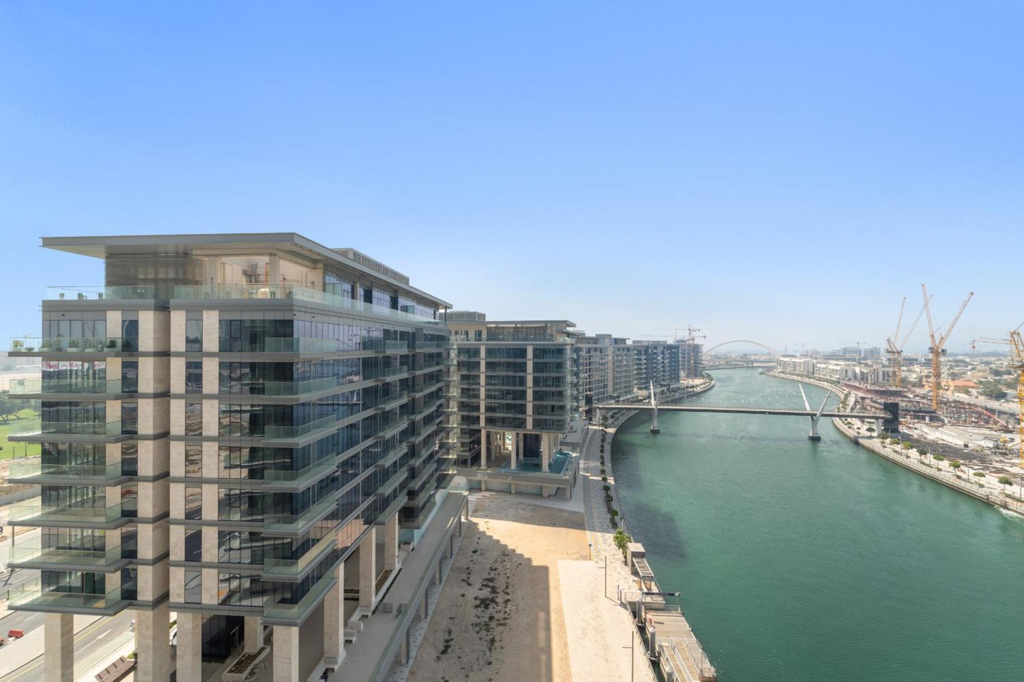 Appartement Vayk - Stylish Canal-front 2 Bd Maid In Al Wasl *