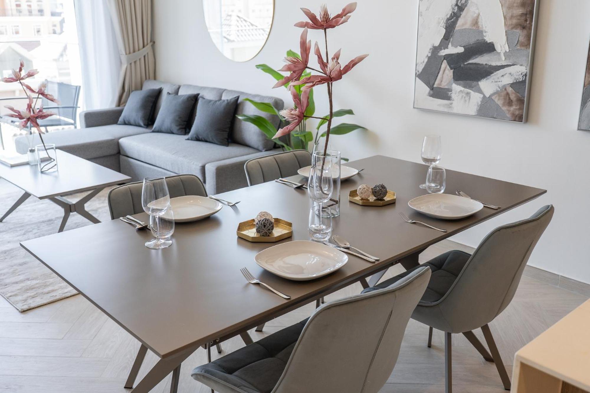 Luxury Jvc Modern 1bhk Pool & Gym Access Appartement