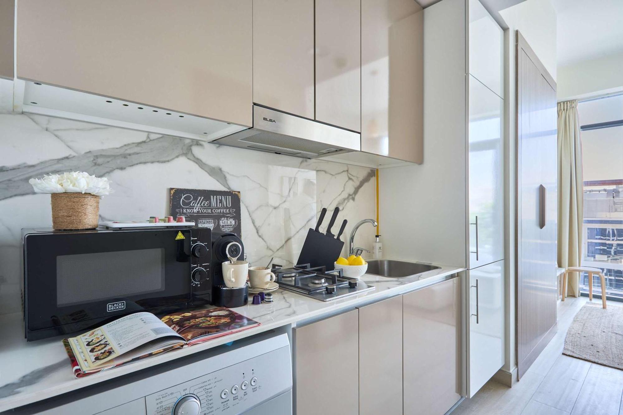 Appartement Frank Porter - Azizi Riviera 16 *