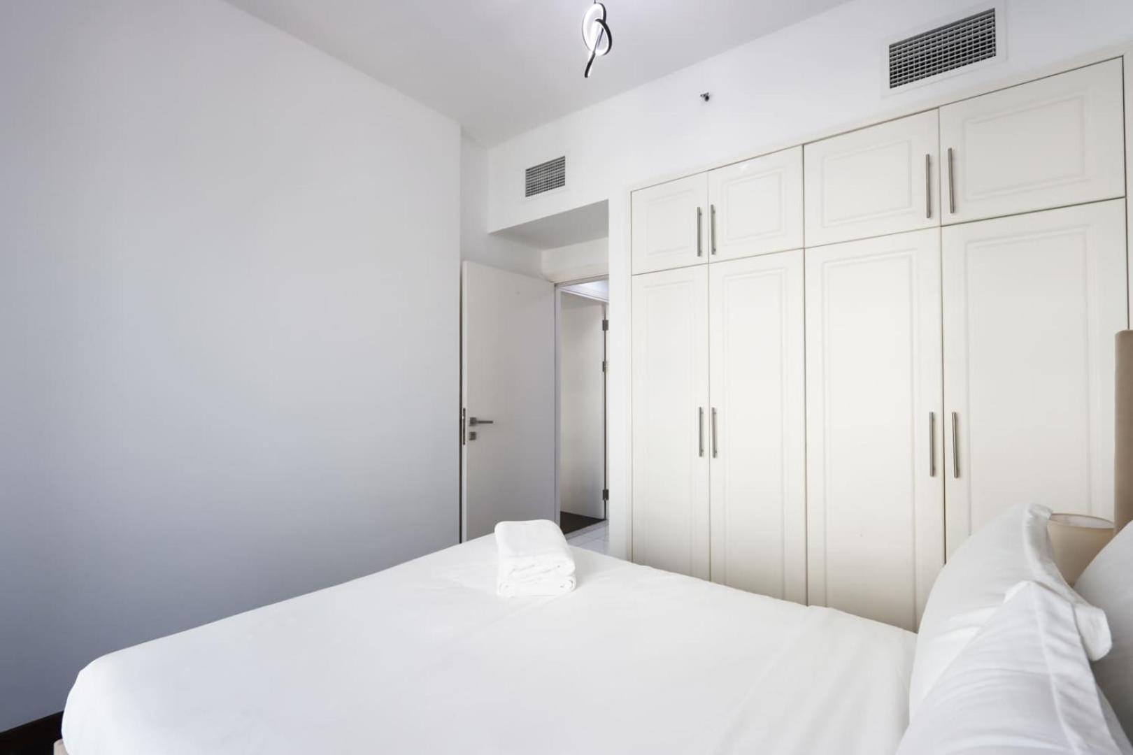 Livbnb-upgraded 3b With Marina View,near Promenade Dubaï