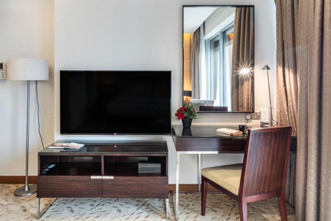 Apartemen Luxury In Emaar Fashion Avenue *