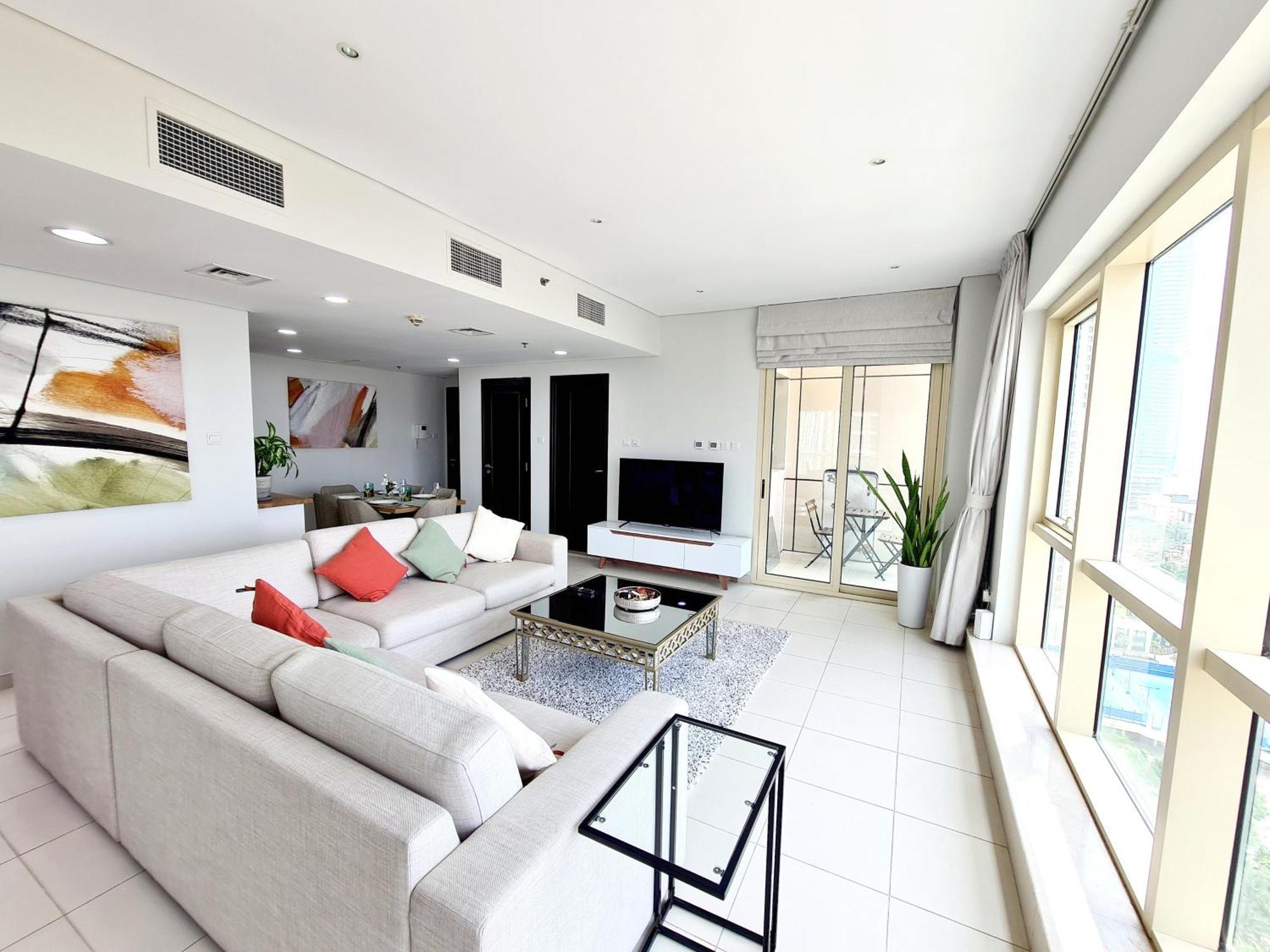 Sunrise Homes - 2 Bedroom With Panoramic Views Next To Jbr * Dubaï