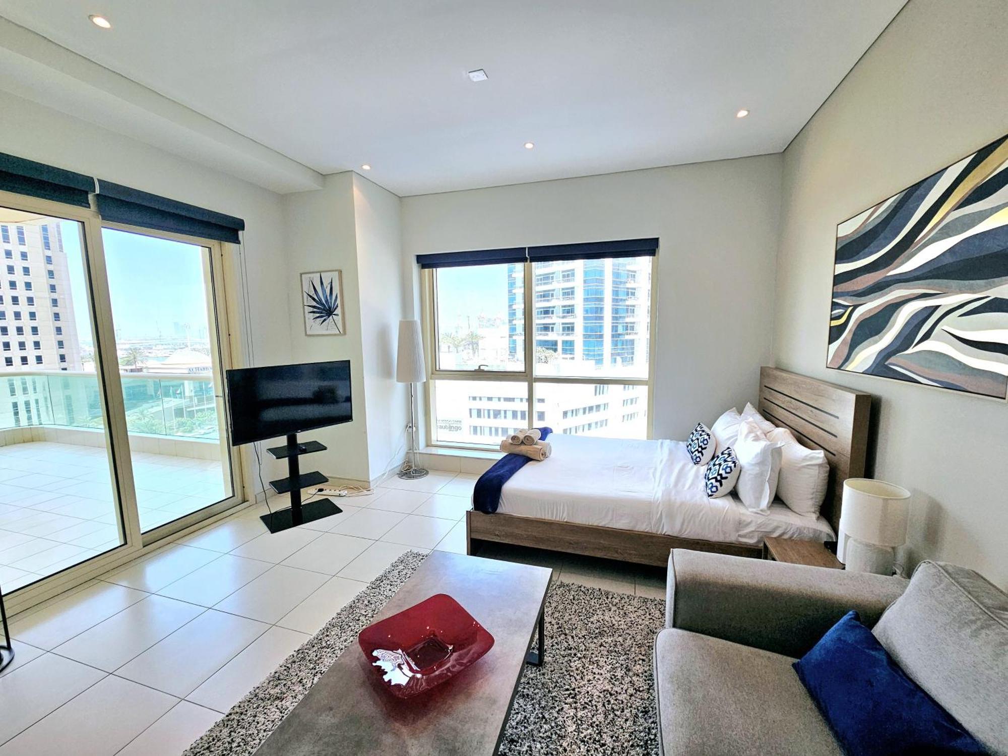 Appartement Sunrise Homes - Near Jbr With Huge Balcony - Harbour Views Dubaï