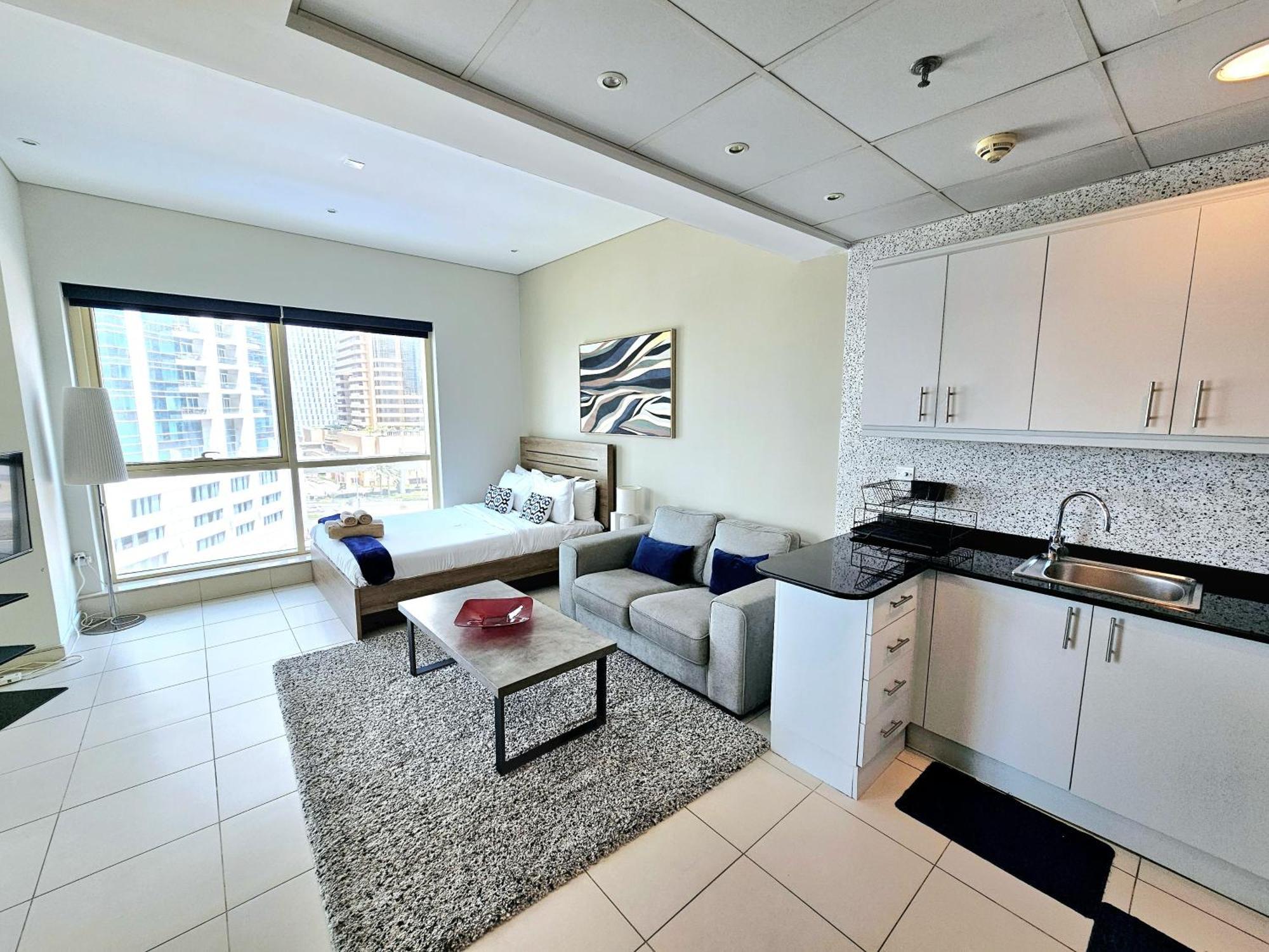 Sunrise Homes - Near Jbr With Huge Balcony - Harbour Views * Dubaï