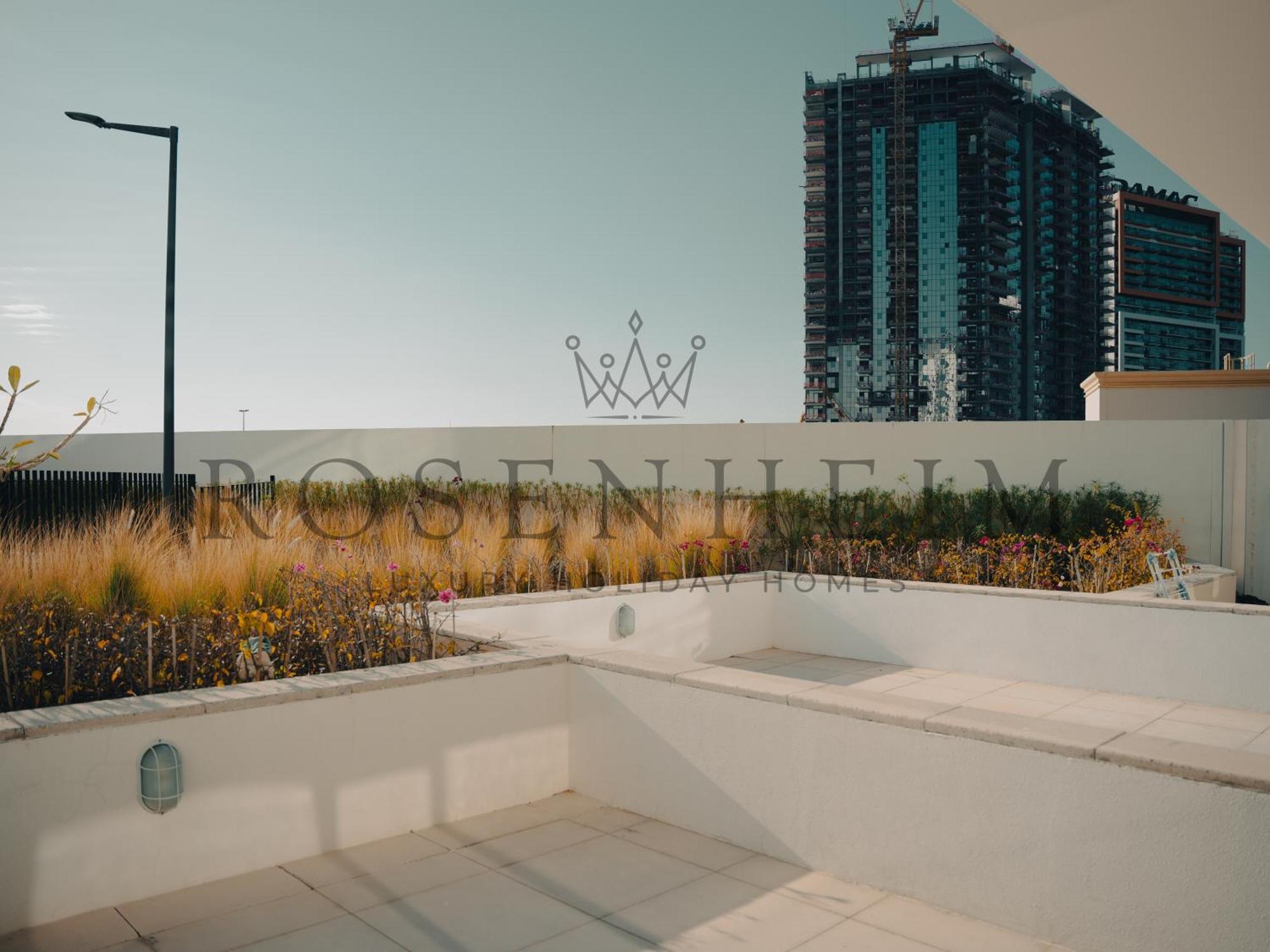 50 Percent Off At Artesia Tower Damac Hills Hébergement de vacances