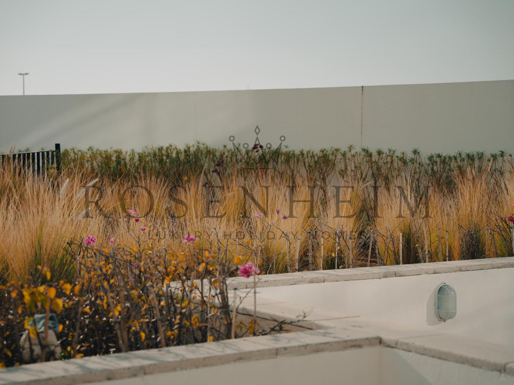 Casa vacanze 50 Percent Off At Artesia Tower Damac Hills
