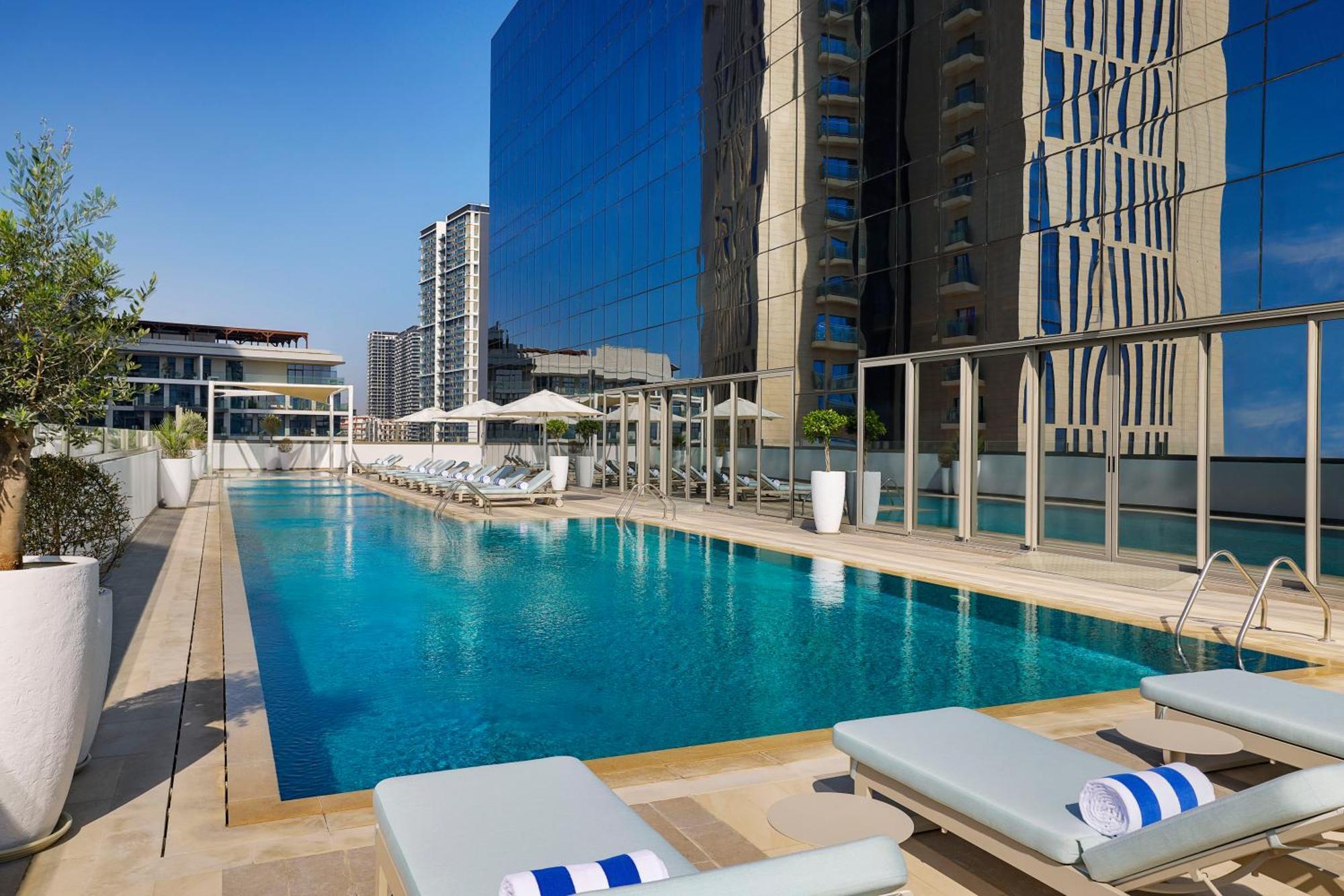 Local At Jumeirah Village Triangle By The First Collection 4* Dubaï