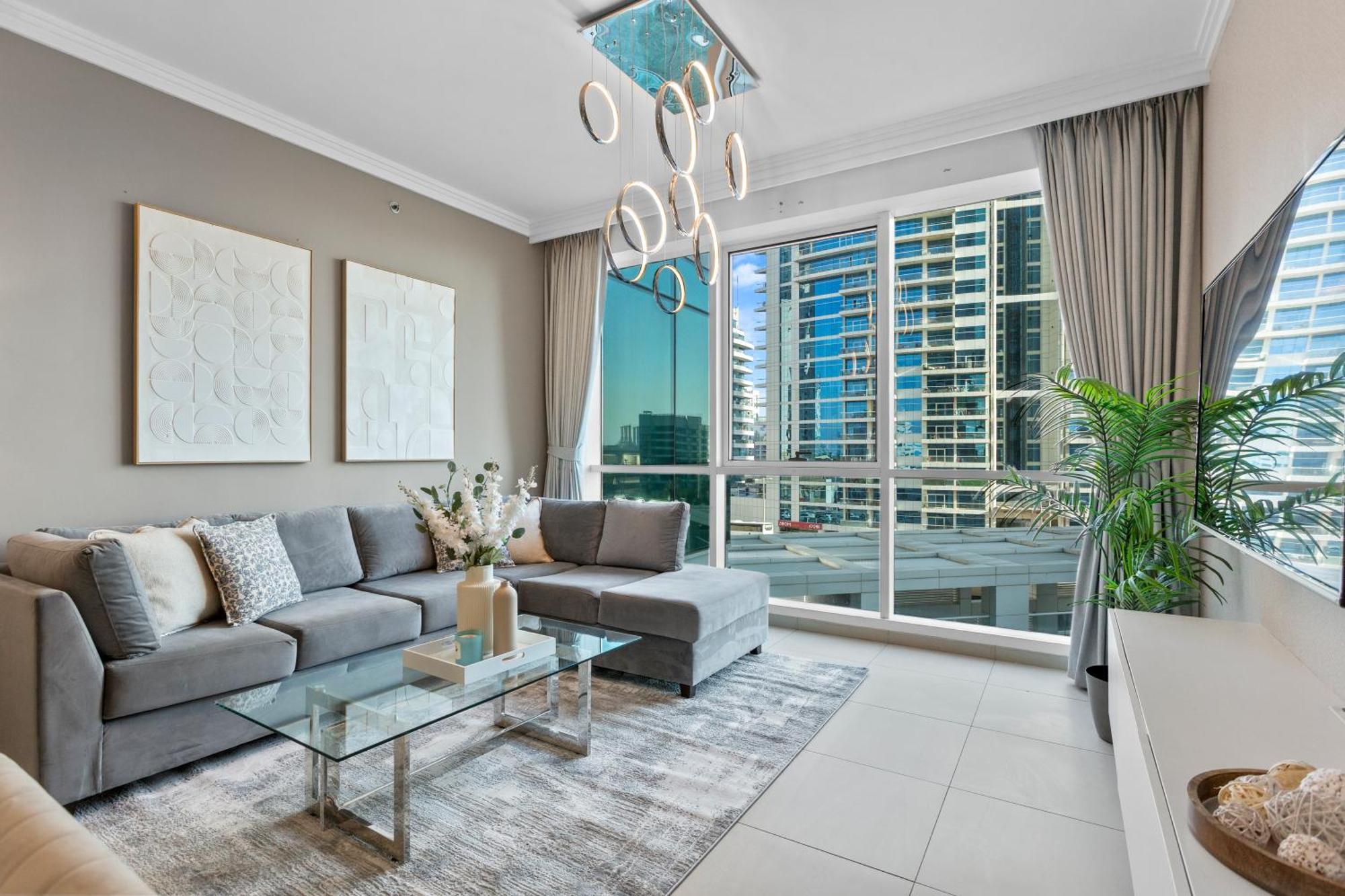Appartement Serene 2-bedroom Escape With Sea Steps Away In Jbr