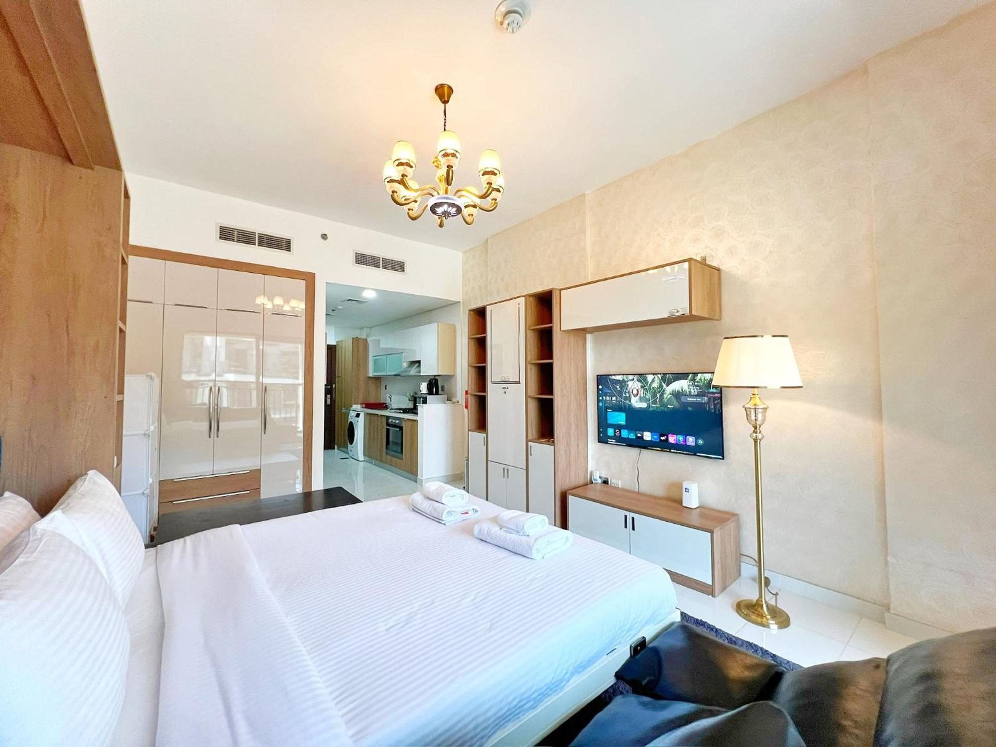 Modern Serene At Danube Perfect Vacation * Dubaï
