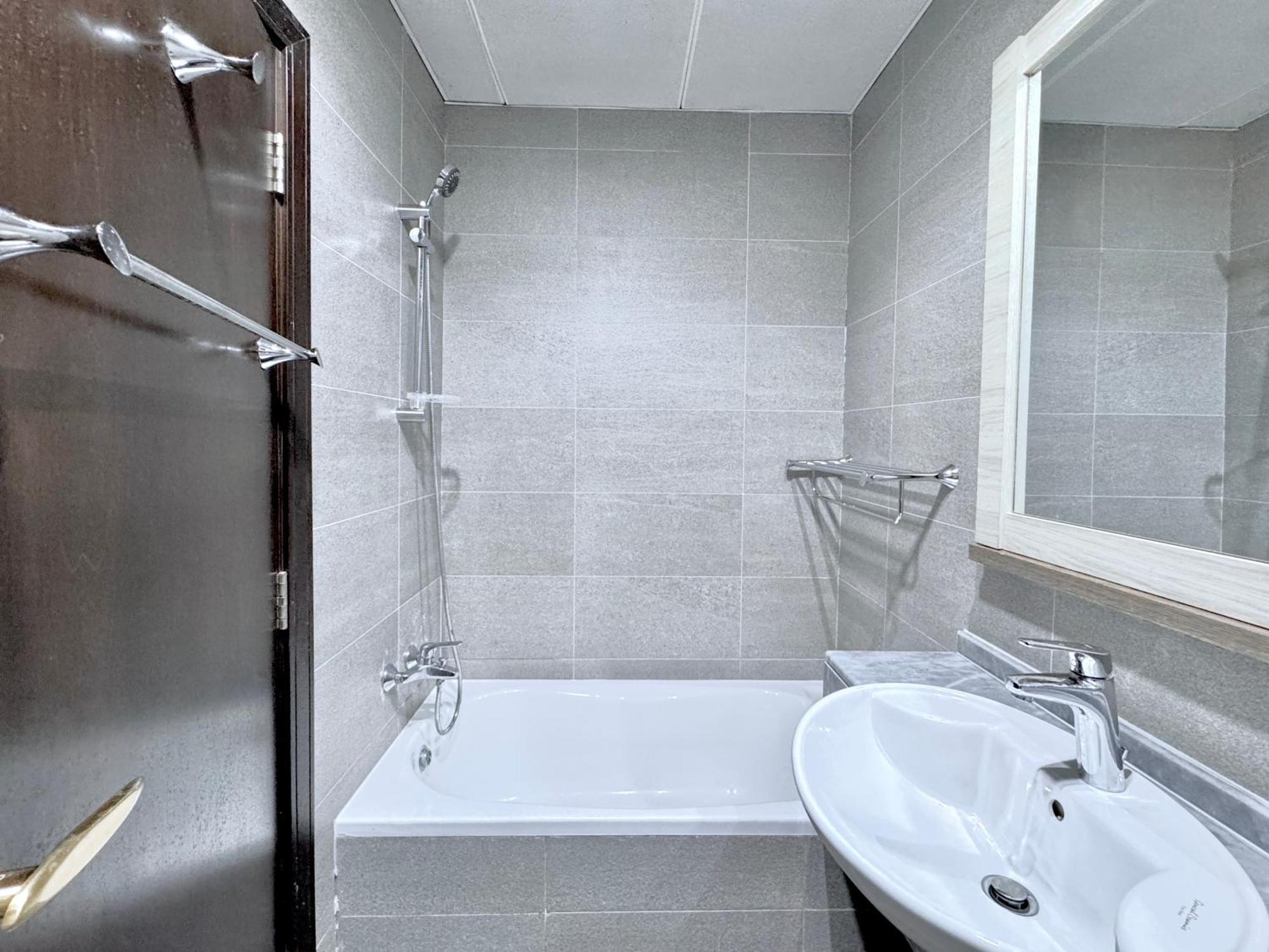 Al Manara Luxury Maison 1br Near Jumeirah Appartement *