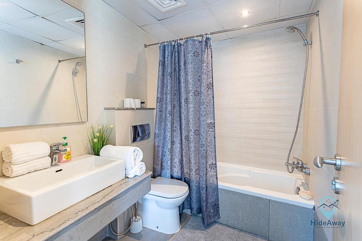 2br Marina Stunning Views L 1 Min To Metro Dubaï