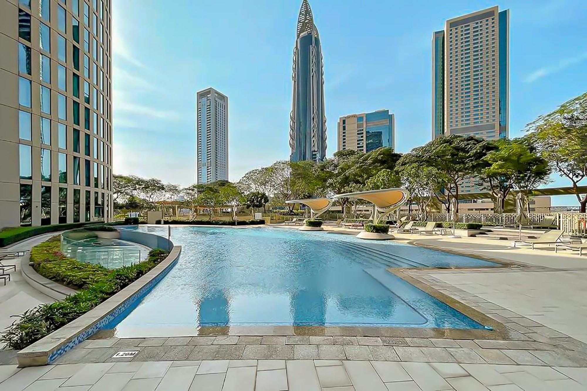 Burj Vista Luxury 2br ,full Burj Khalifa View ,direct Mall & Metro Access * Dubaï
