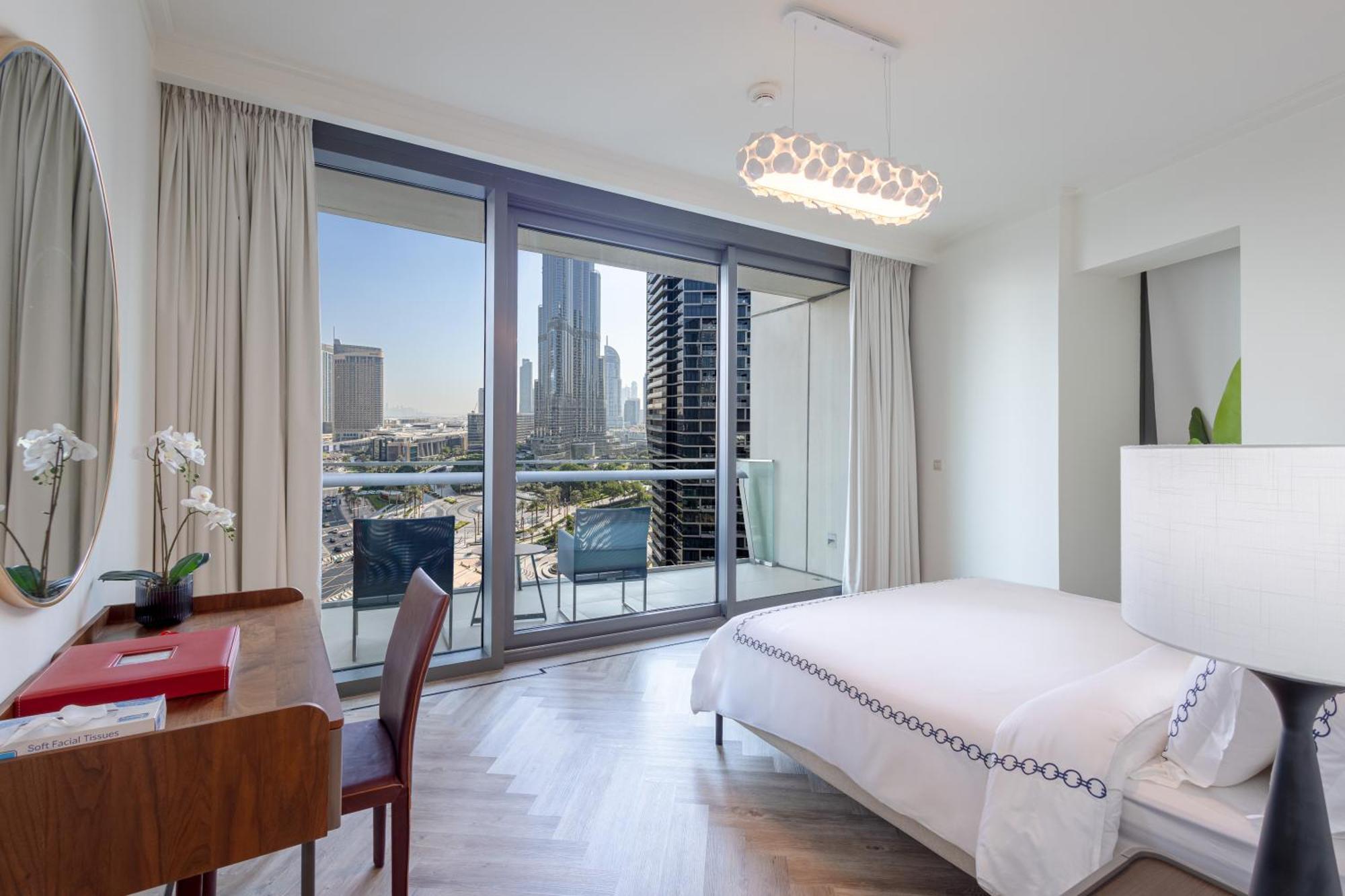 Burj Vista Luxury 2br ,full Burj Khalifa View ,direct Mall & Metro Access Appartement Dubaï