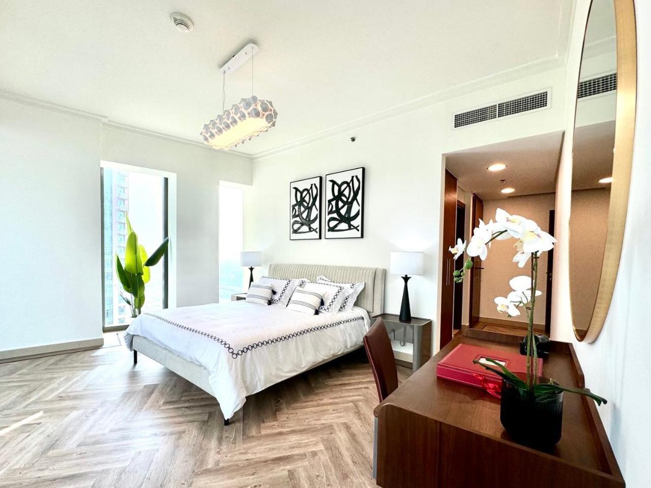 Appartement Burj Vista Luxury 2br ,full Burj Khalifa View ,direct Mall & Metro Access